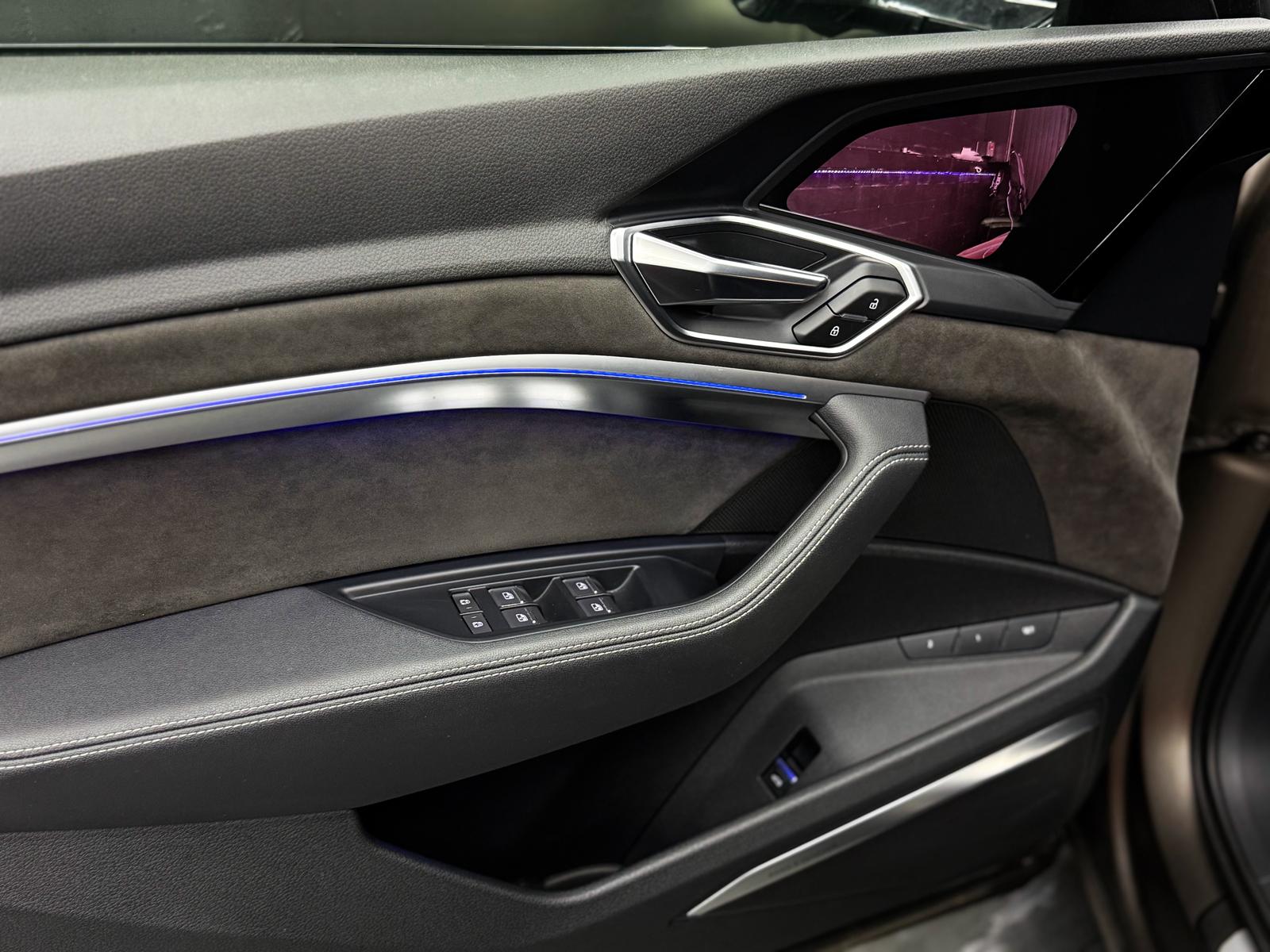 AUDI e-tron 55 95 AH EDITION ONE Advanced quattro-image-10