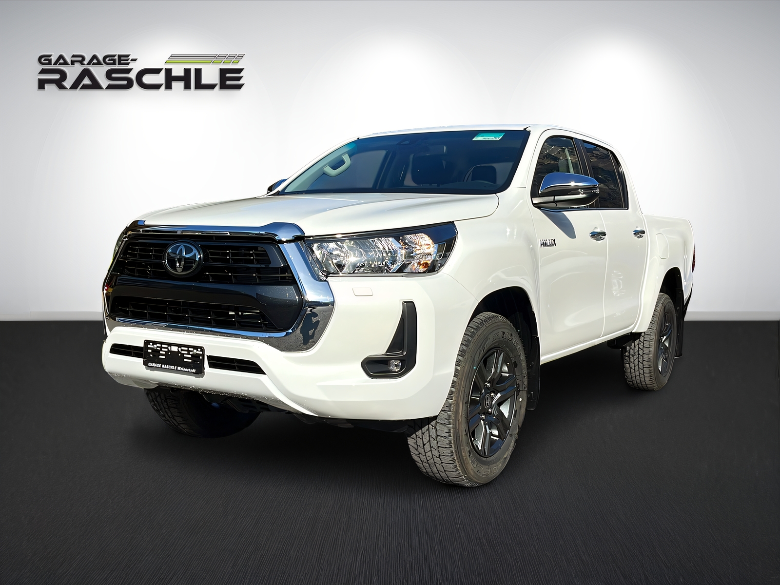 TOYOTA Hilux Double Cab.-Pick-up 2.8 D-4D MHEV 204 Style-image-2