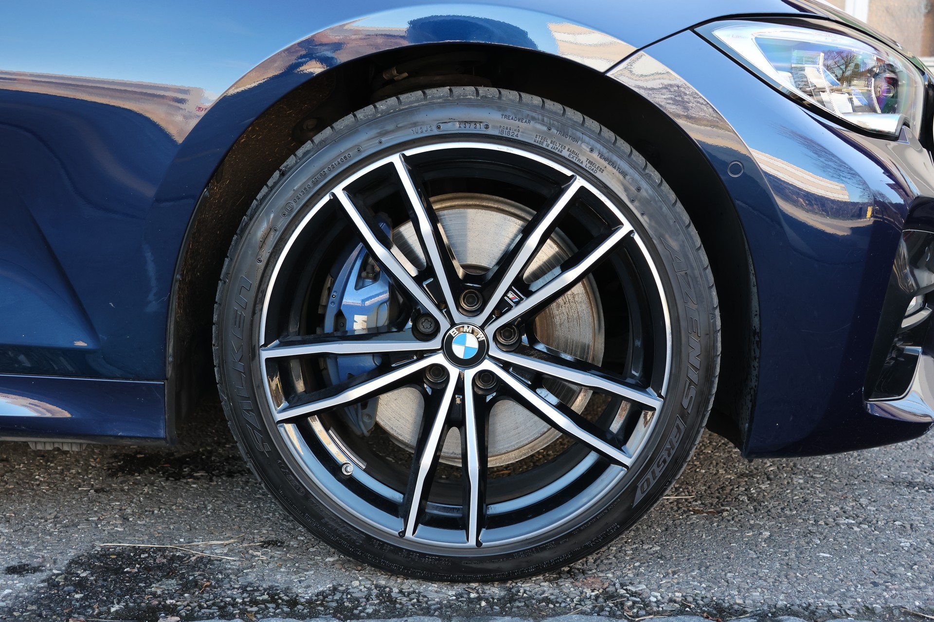 BMW 330e Steptronic M Sport (CH)-image-6