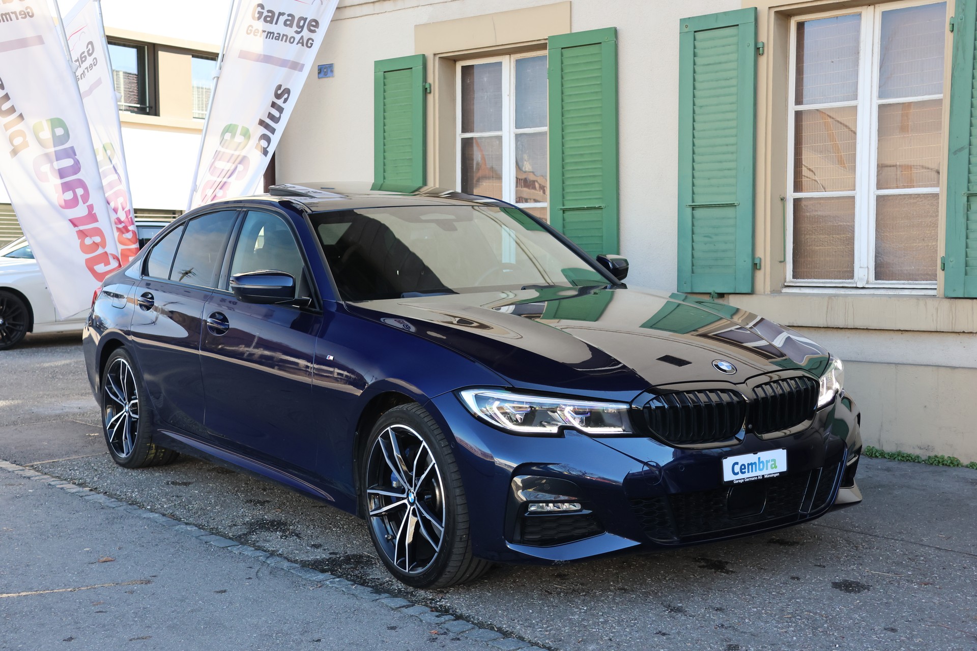 BMW 330e Steptronic M Sport (CH)-image-2