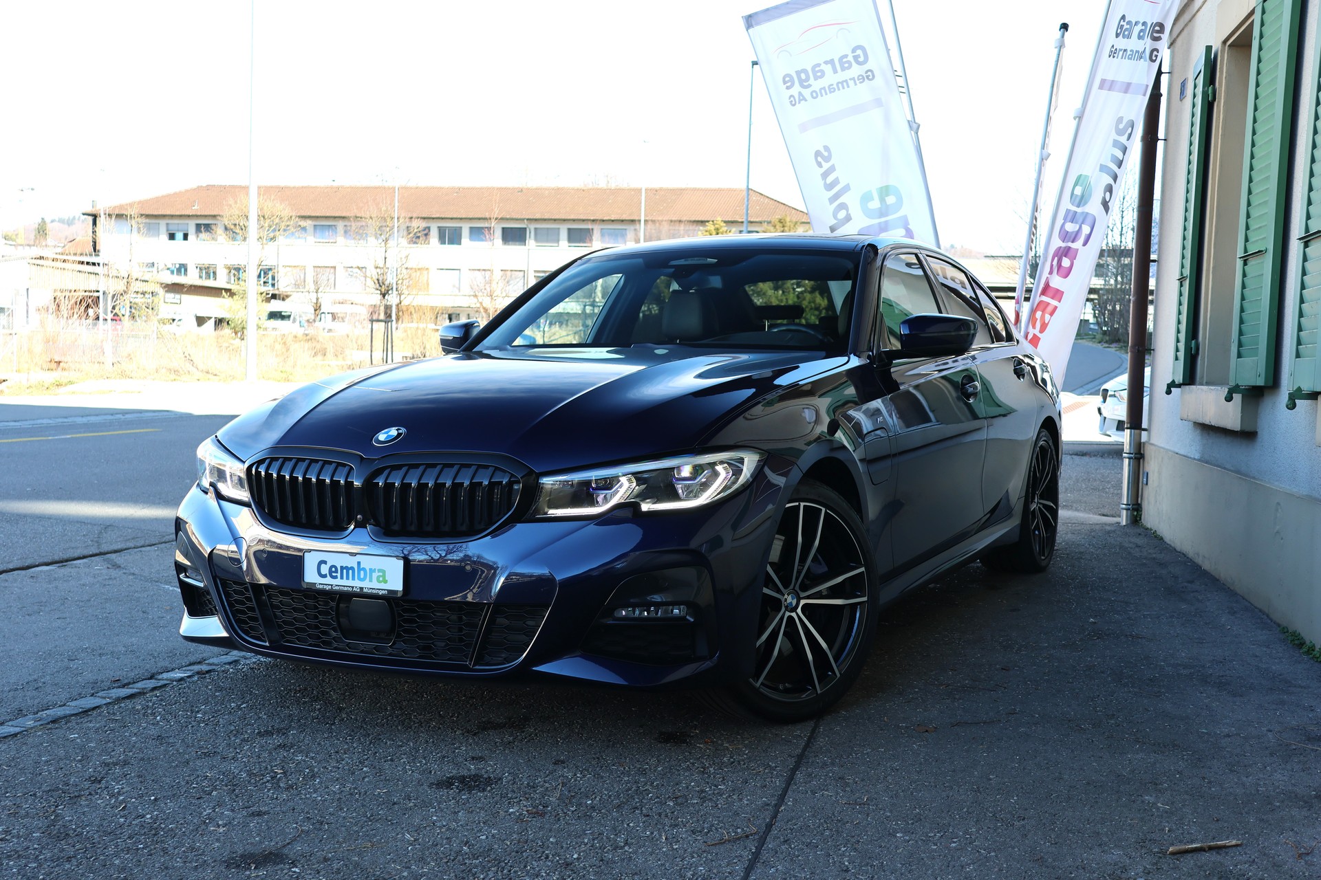 BMW 330e Steptronic M Sport (CH)-image-0