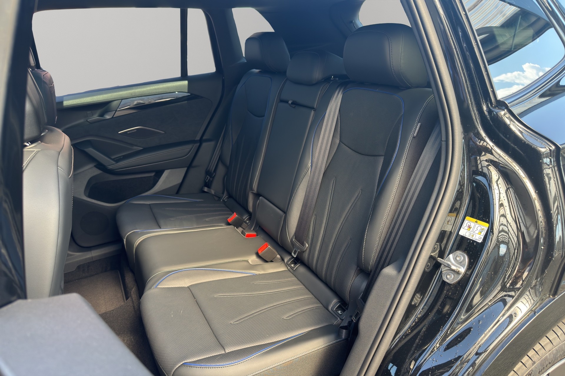 VW Tiguan 2.0 TSI DSG R-Line 4Motion-image-6