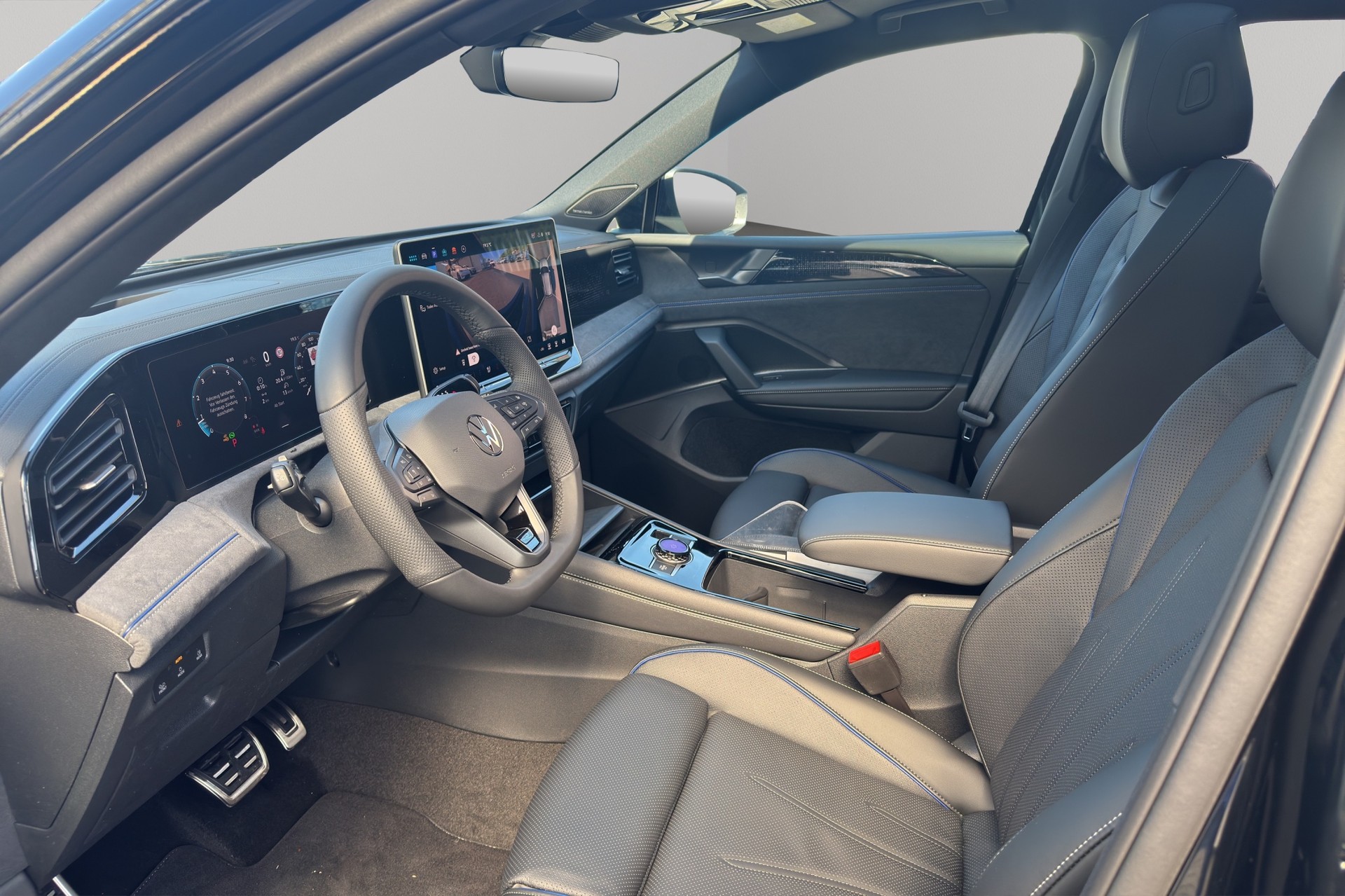 VW Tiguan 2.0 TSI DSG R-Line 4Motion-image-9
