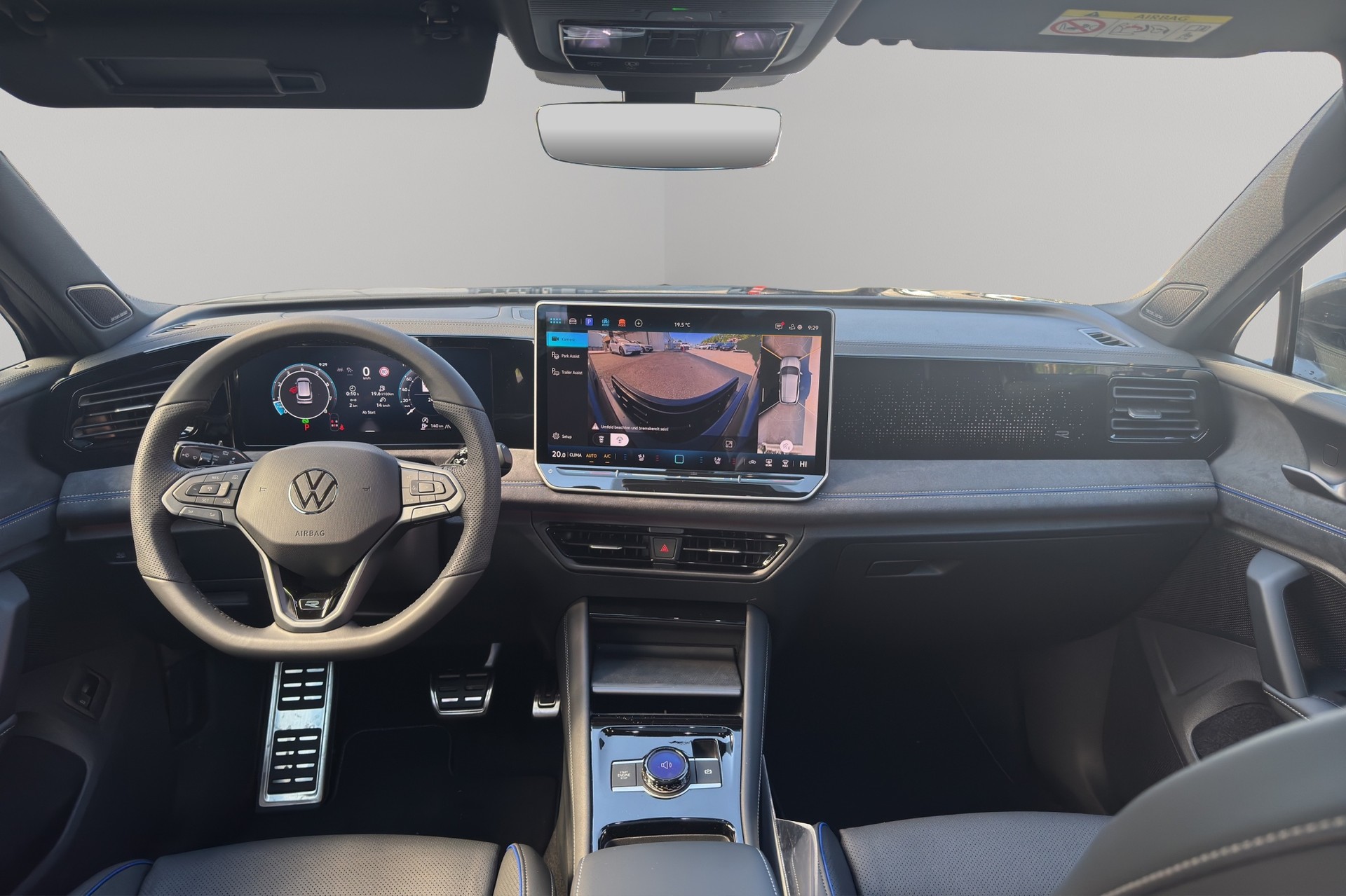 VW Tiguan 2.0 TSI DSG R-Line 4Motion-image-7