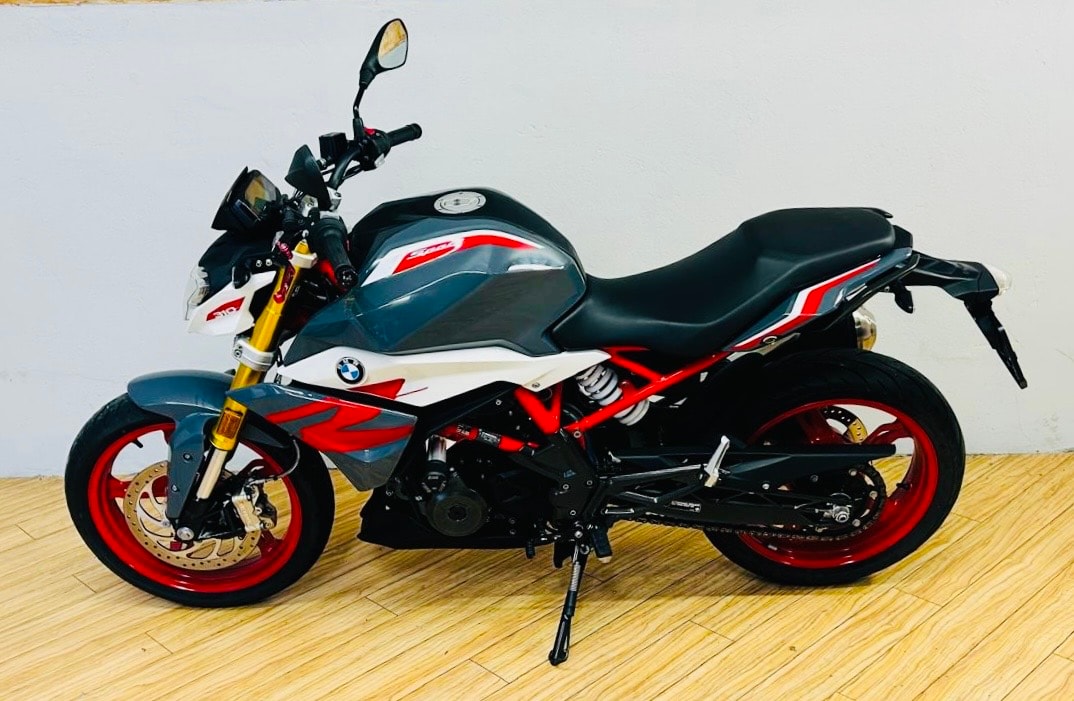 BMW G 310 R-showroom-element-1