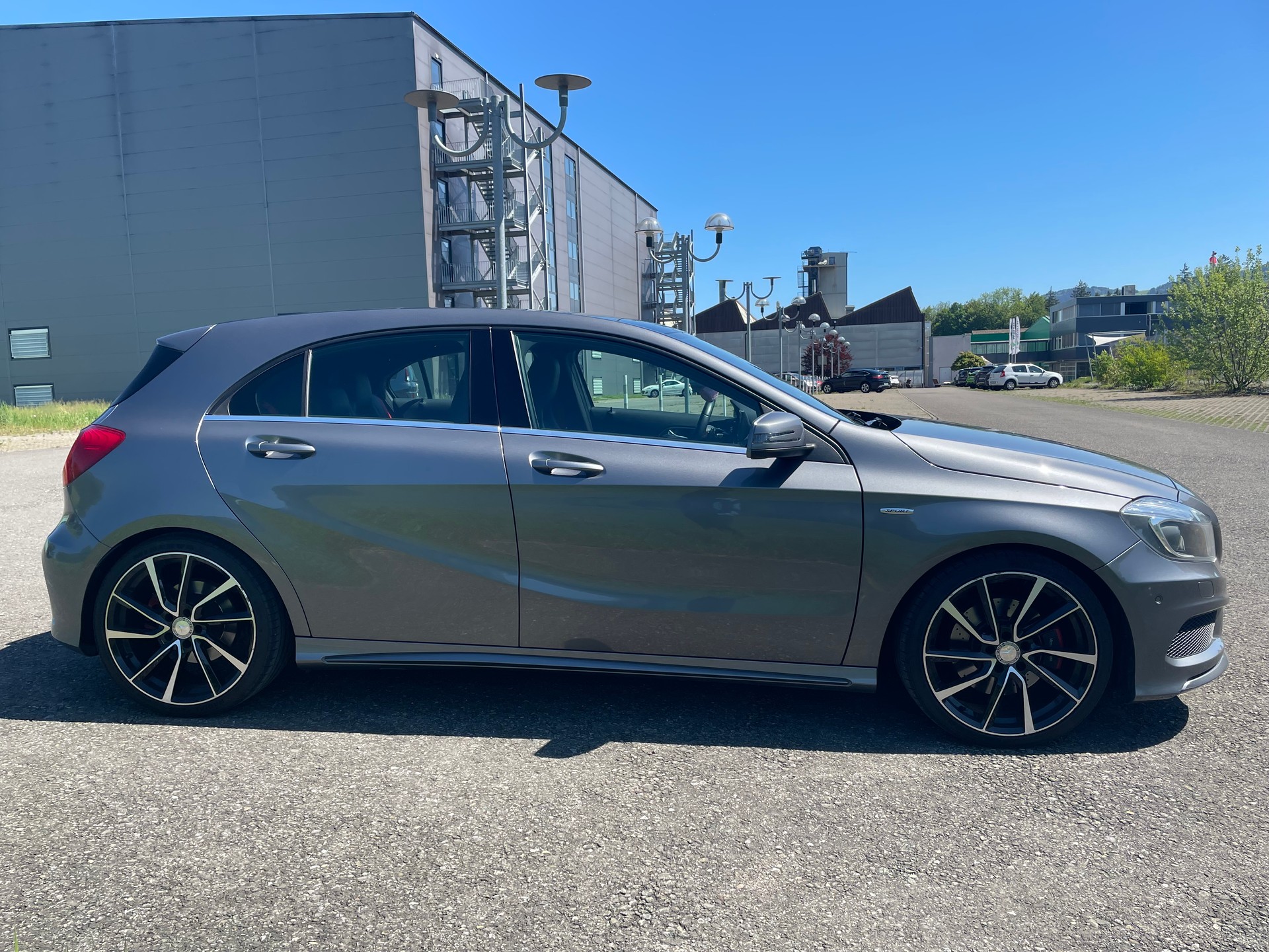 MERCEDES-BENZ A 250 Sport 7G-DCT-image-1