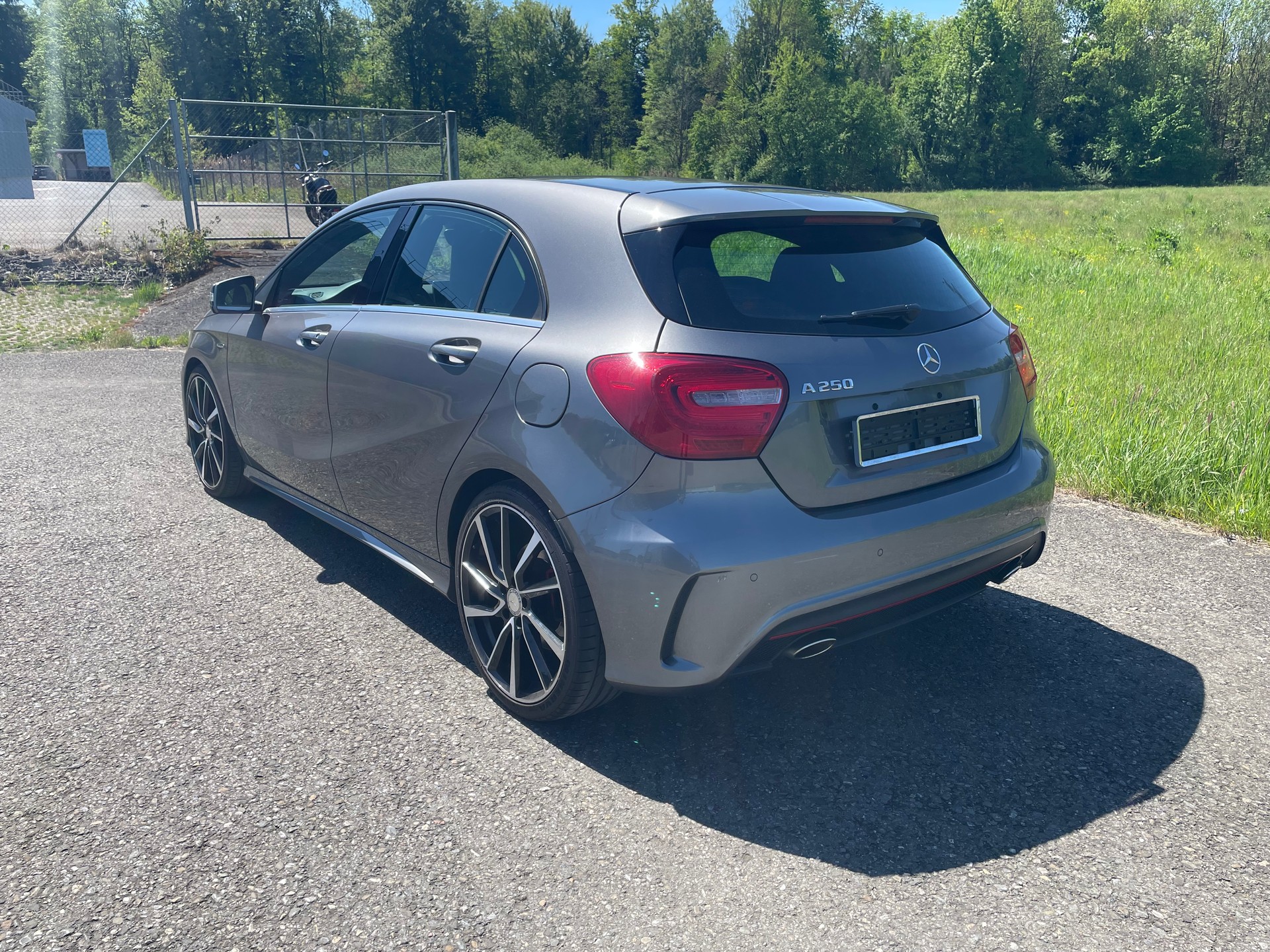 MERCEDES-BENZ A 250 Sport 7G-DCT-image-11