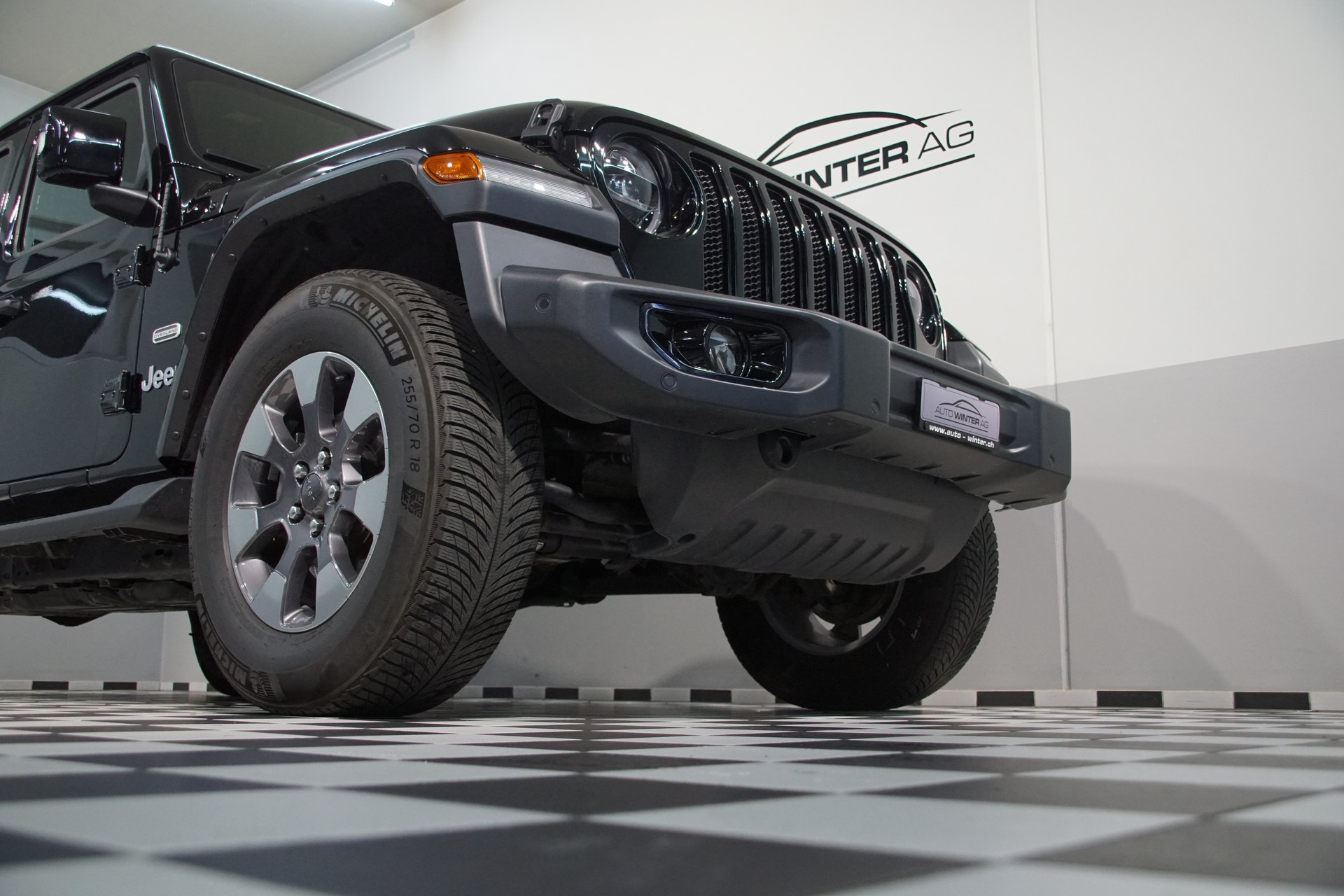 JEEP Wrangler 2.0 Unlimited Sahara Overland *swiss* Automatic-image-3