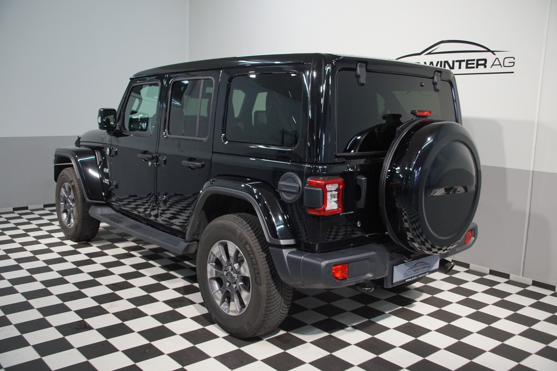 JEEP Wrangler 2.0 Unlimited Sahara Overland *swiss* Automatic-image-6