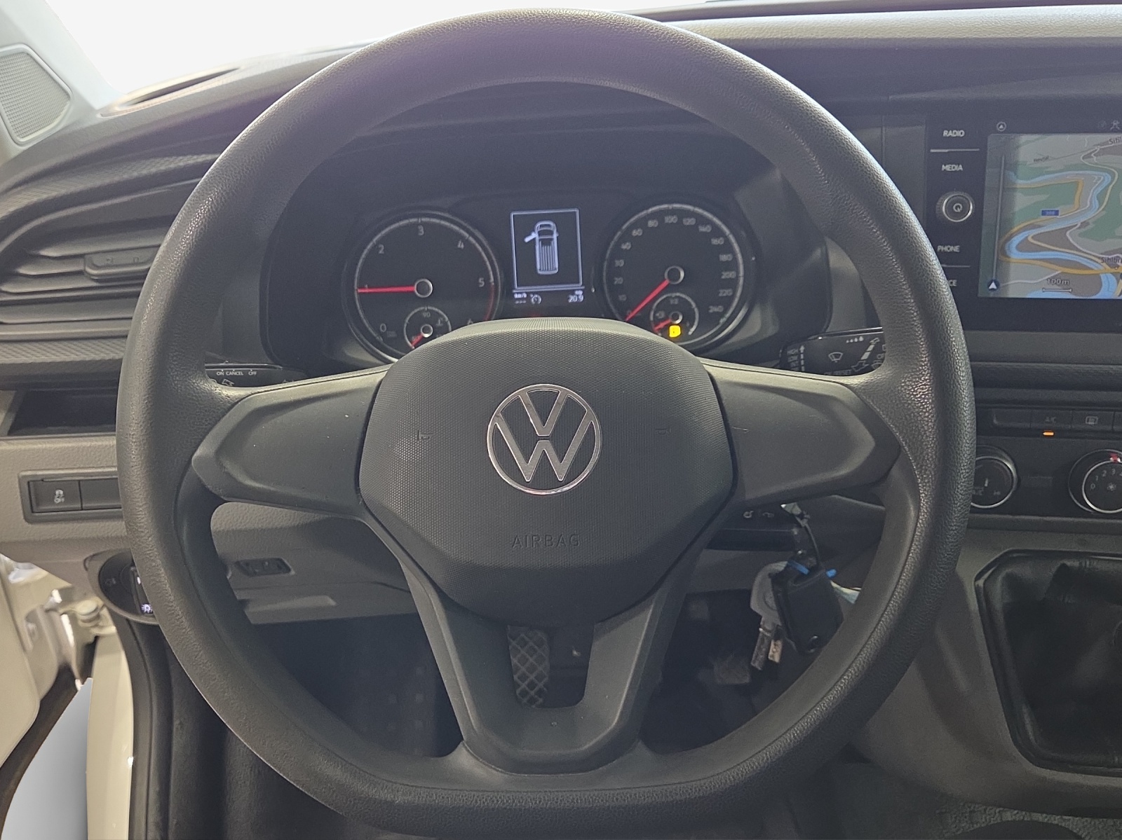 VW T6.1 2.0 TDI 4Motion-image-10