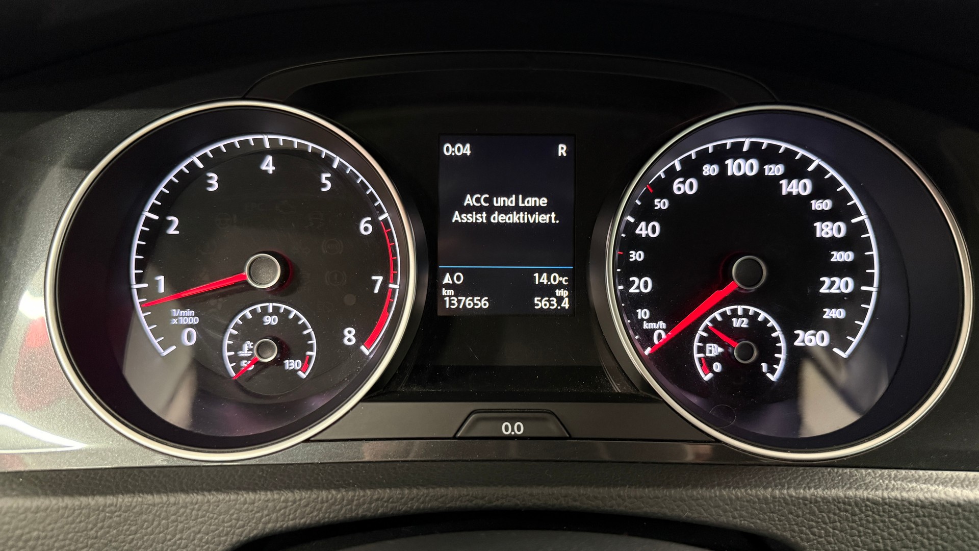 VW Golf 1.4 TSI Highline DSG, frisch ab MFK, Servicgepflegt, 8 fach berädert alle Asisstenten, Sitz&Lenkradheizung, Garantie u.v.m.-image-20