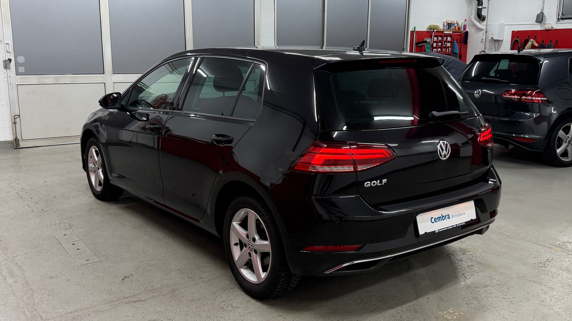 VW Golf 1.4 TSI Highline DSG, frisch ab MFK, Servicgepflegt, 8 fach berädert alle Asisstenten, Sitz&Lenkradheizung, Garantie u.v.m.-image-6