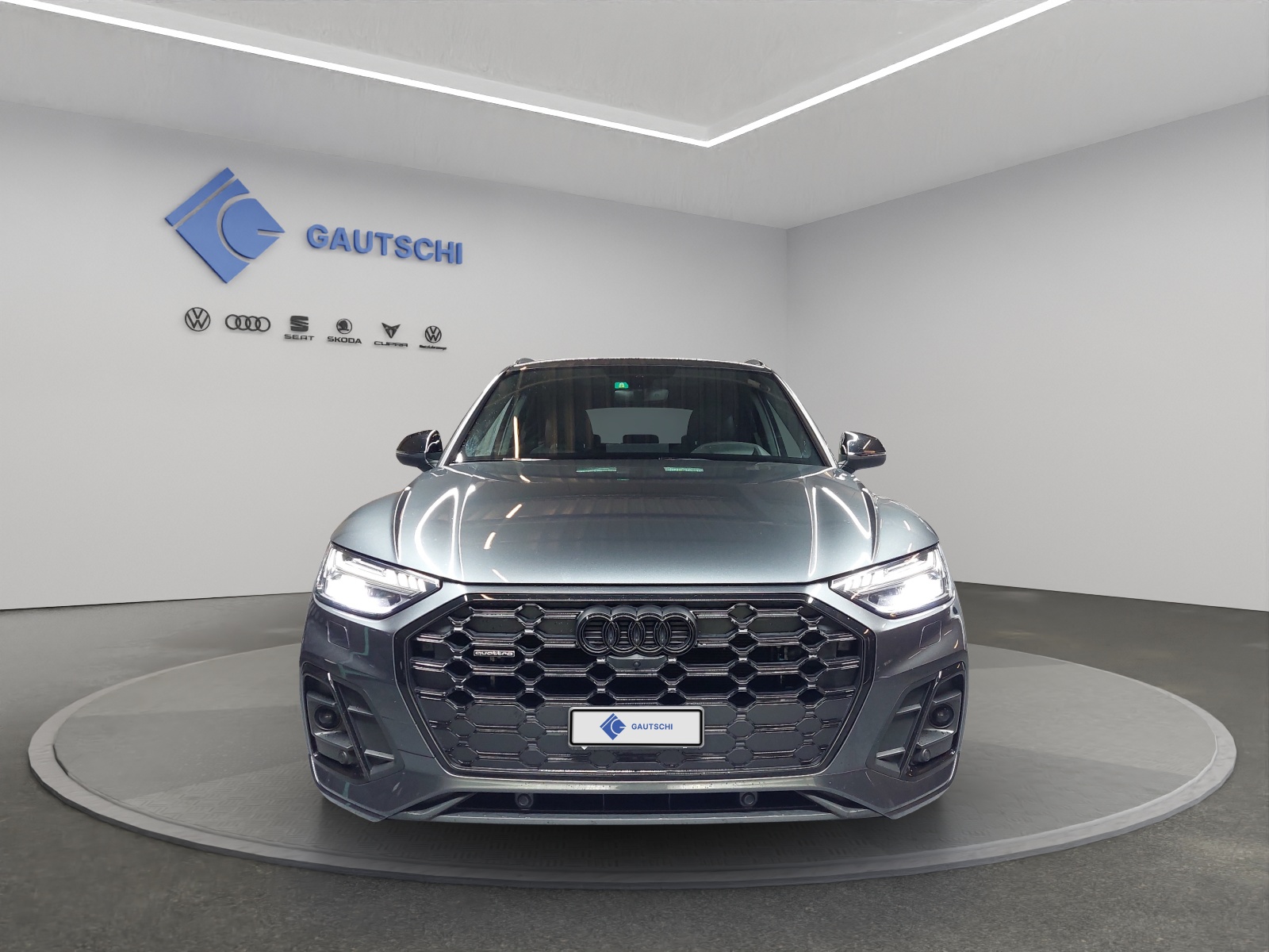 AUDI Q5 40 TDI Black Edition quattro S-tronic-image-4