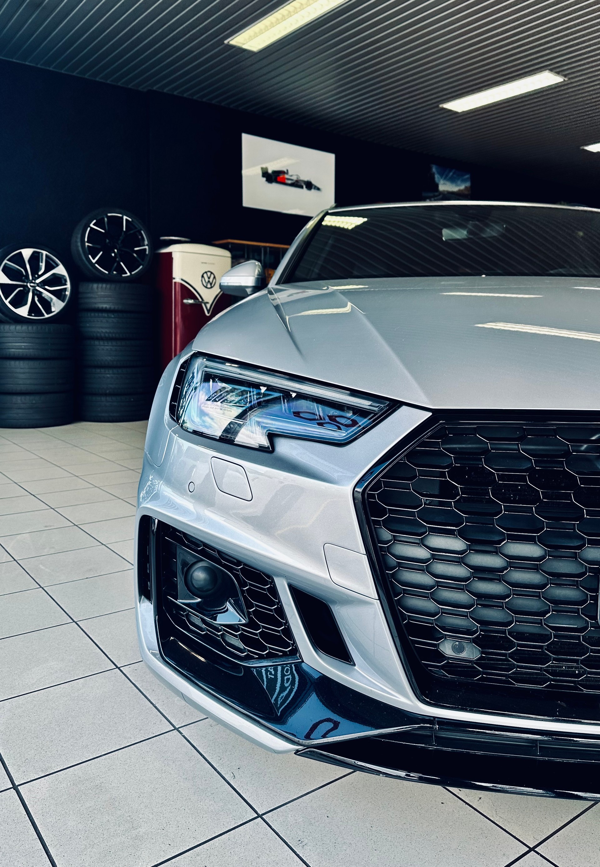 AUDI RS4 Avant 2.9 TFSI quattro tiptronic-image-5