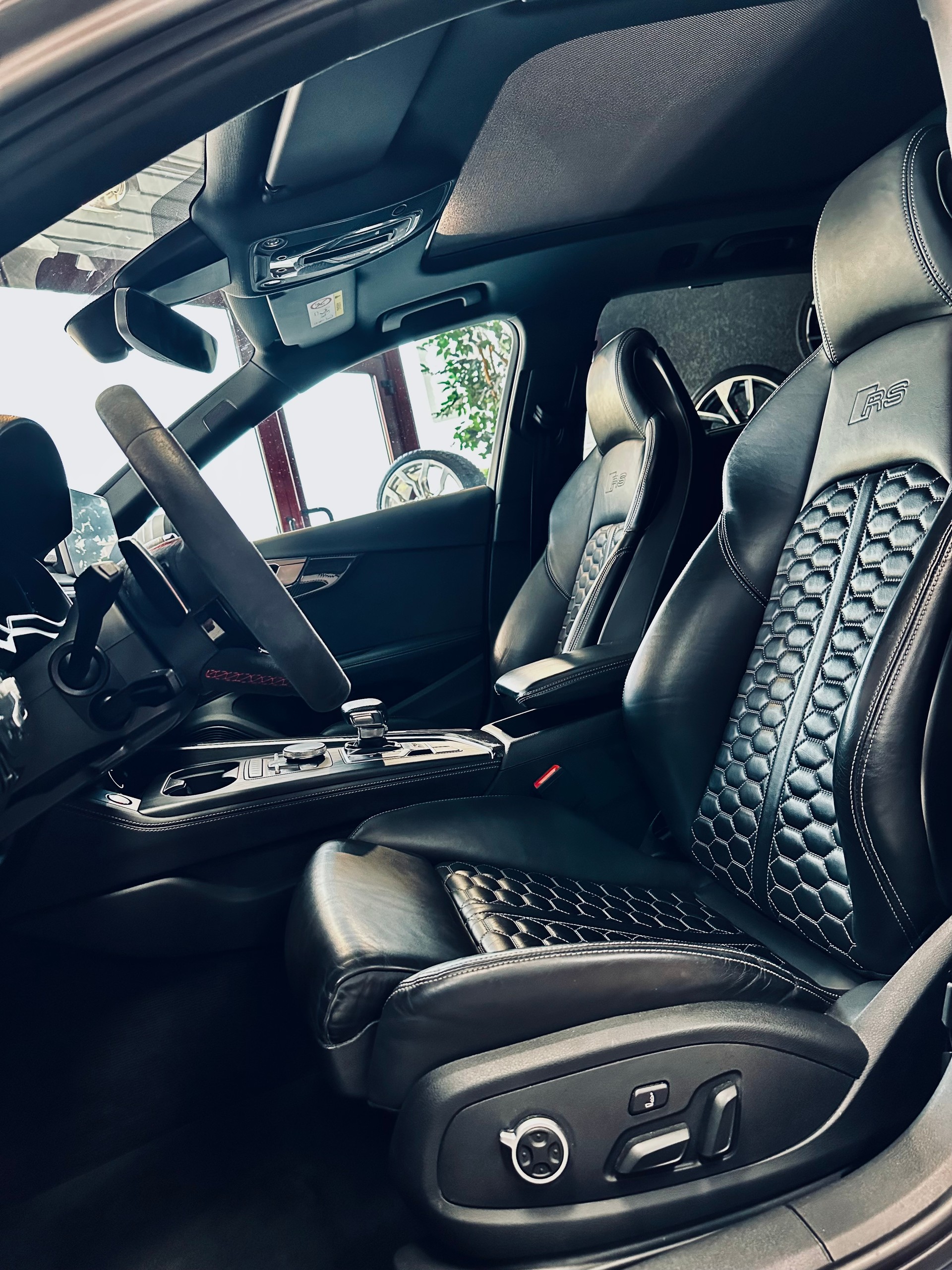 AUDI RS4 Avant 2.9 TFSI quattro tiptronic-image-9