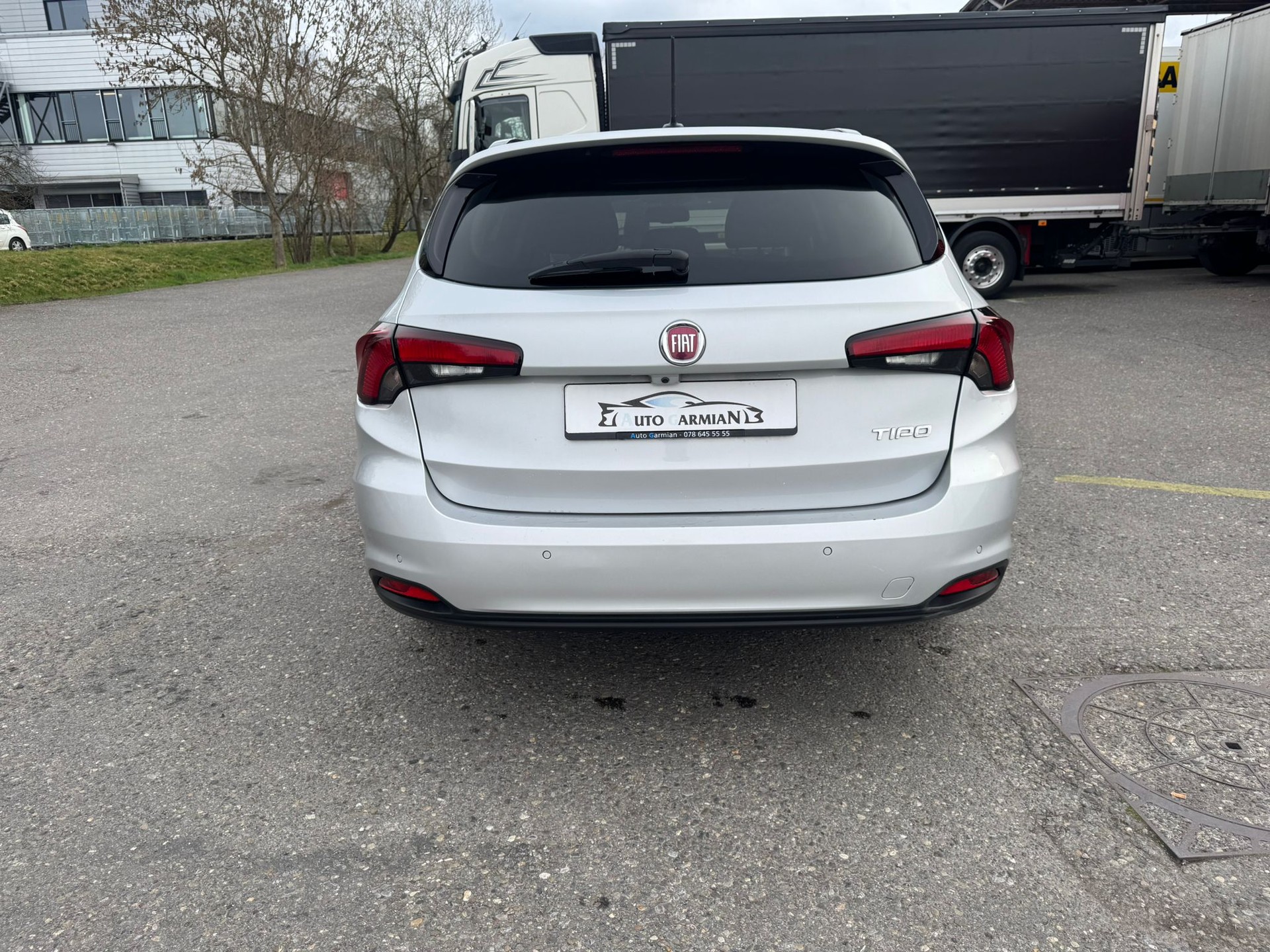 FIAT Tipo 1.6MJ Station Wagon Lounge DCT-image-3