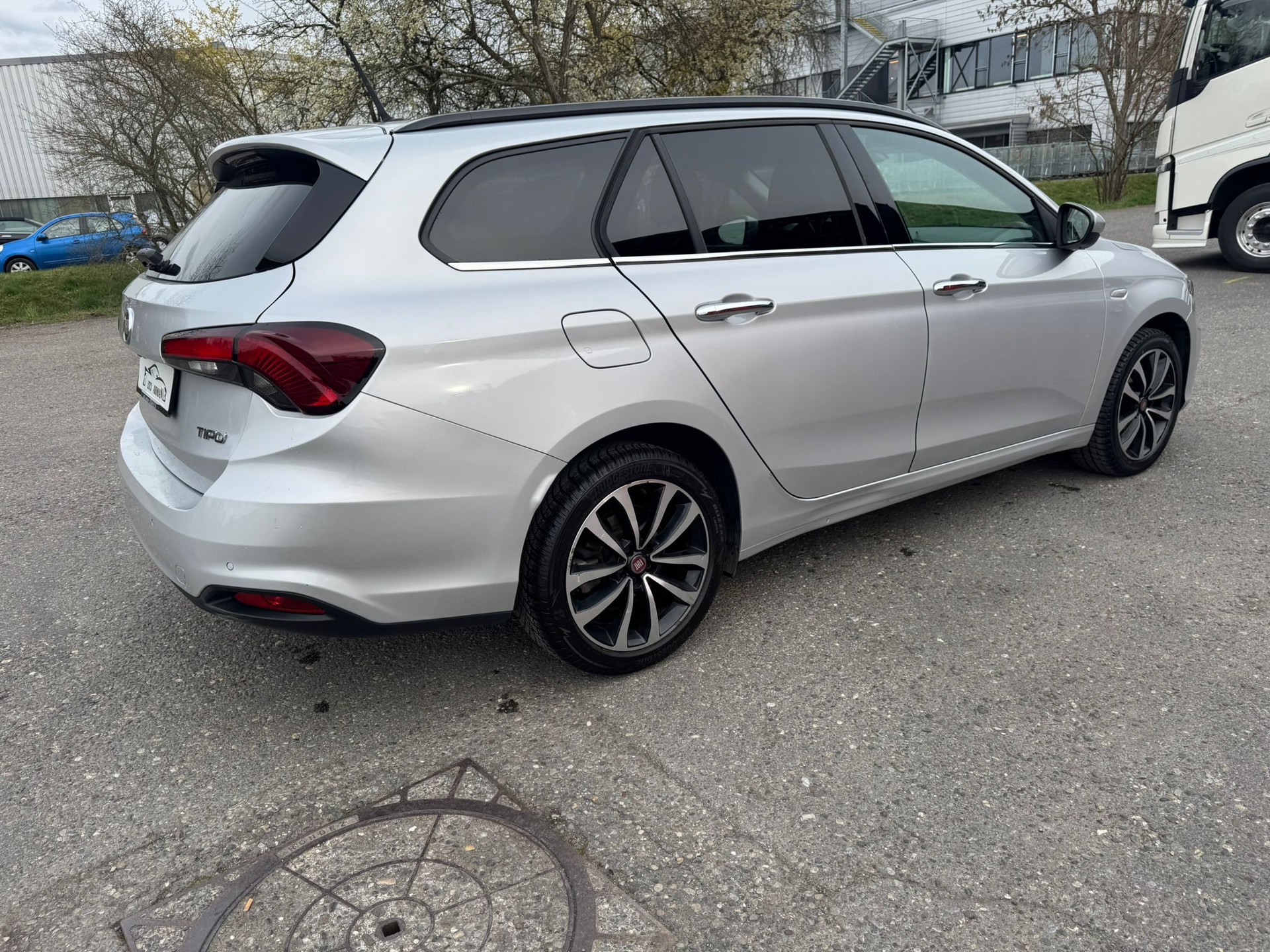 FIAT Tipo 1.6MJ Station Wagon Lounge DCT-image-5