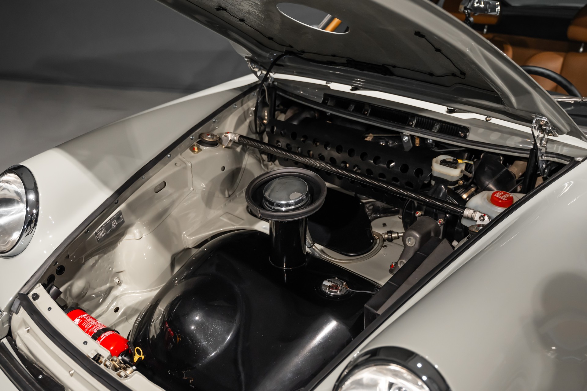 PORSCHE 911 Backdate-image-9