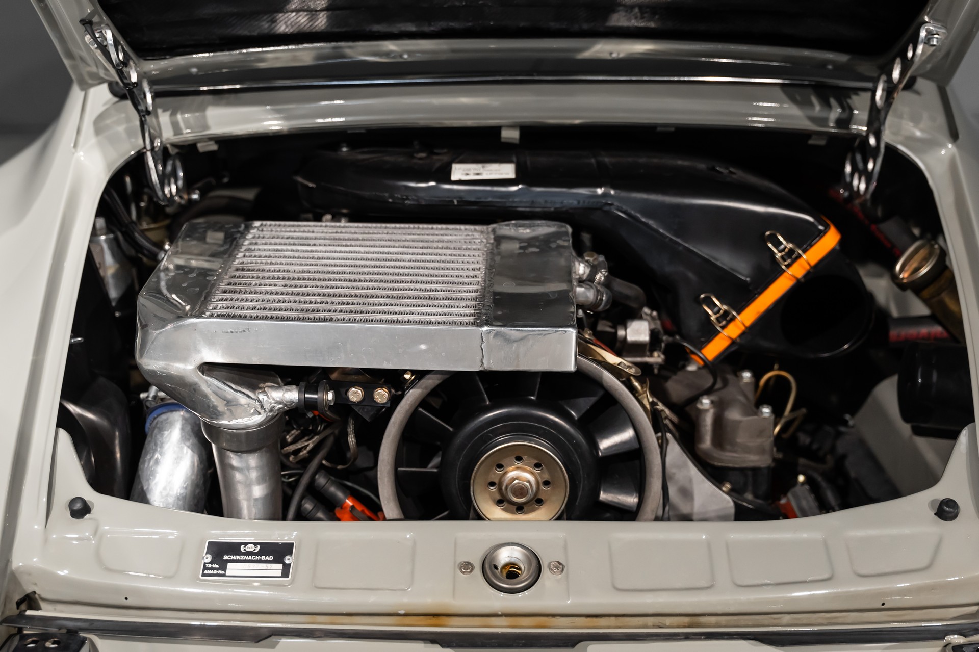 PORSCHE 911 Backdate-image-10