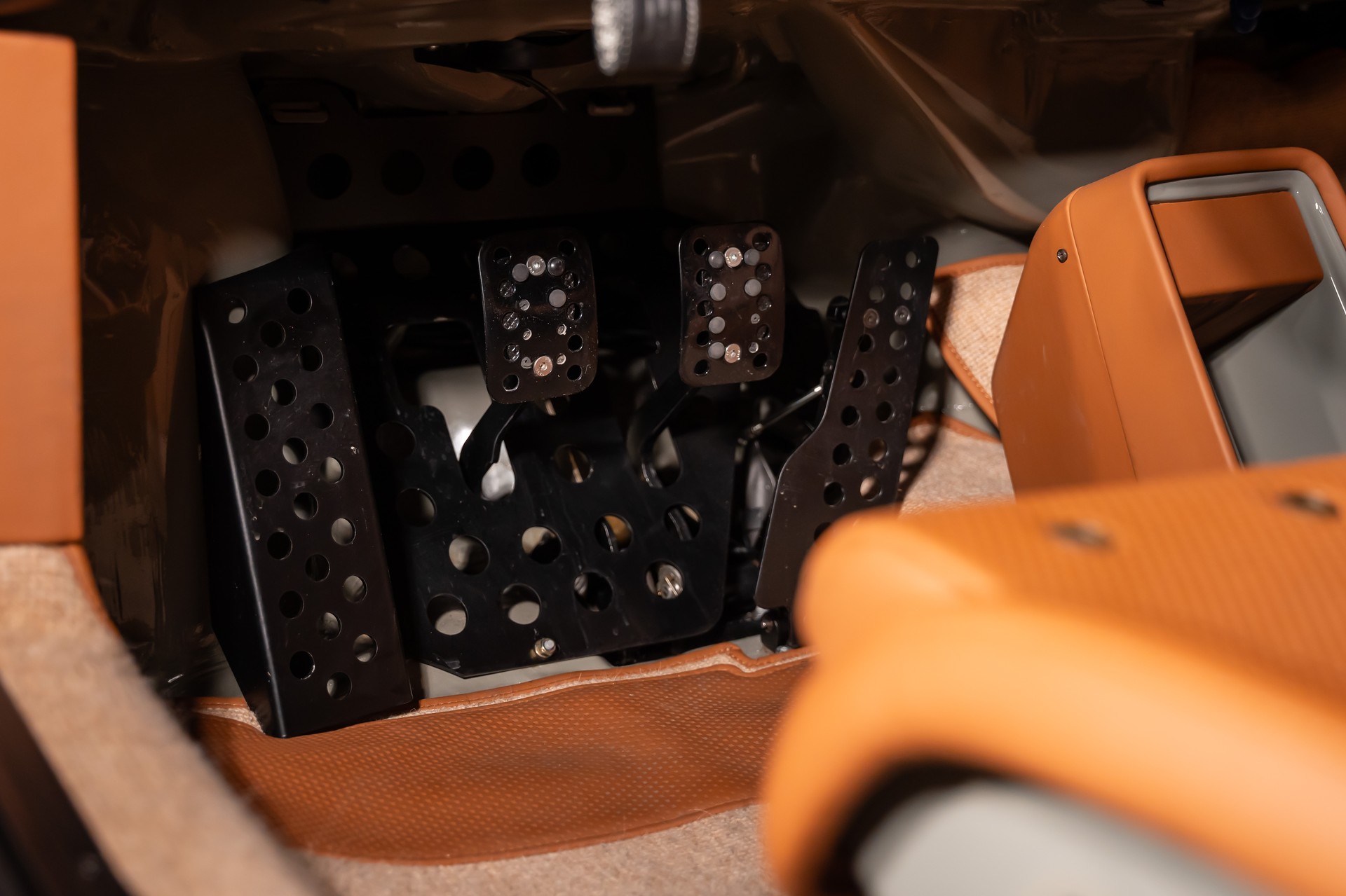 PORSCHE 911 Backdate-image-19