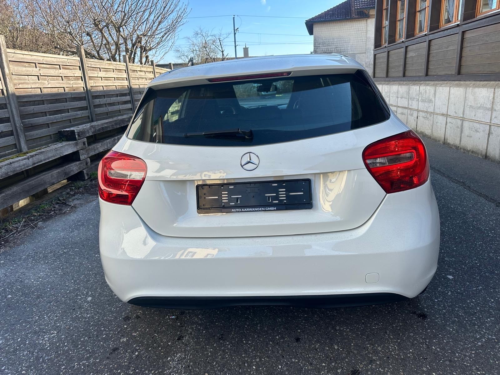 MERCEDES-BENZ A 180 Style-image-5