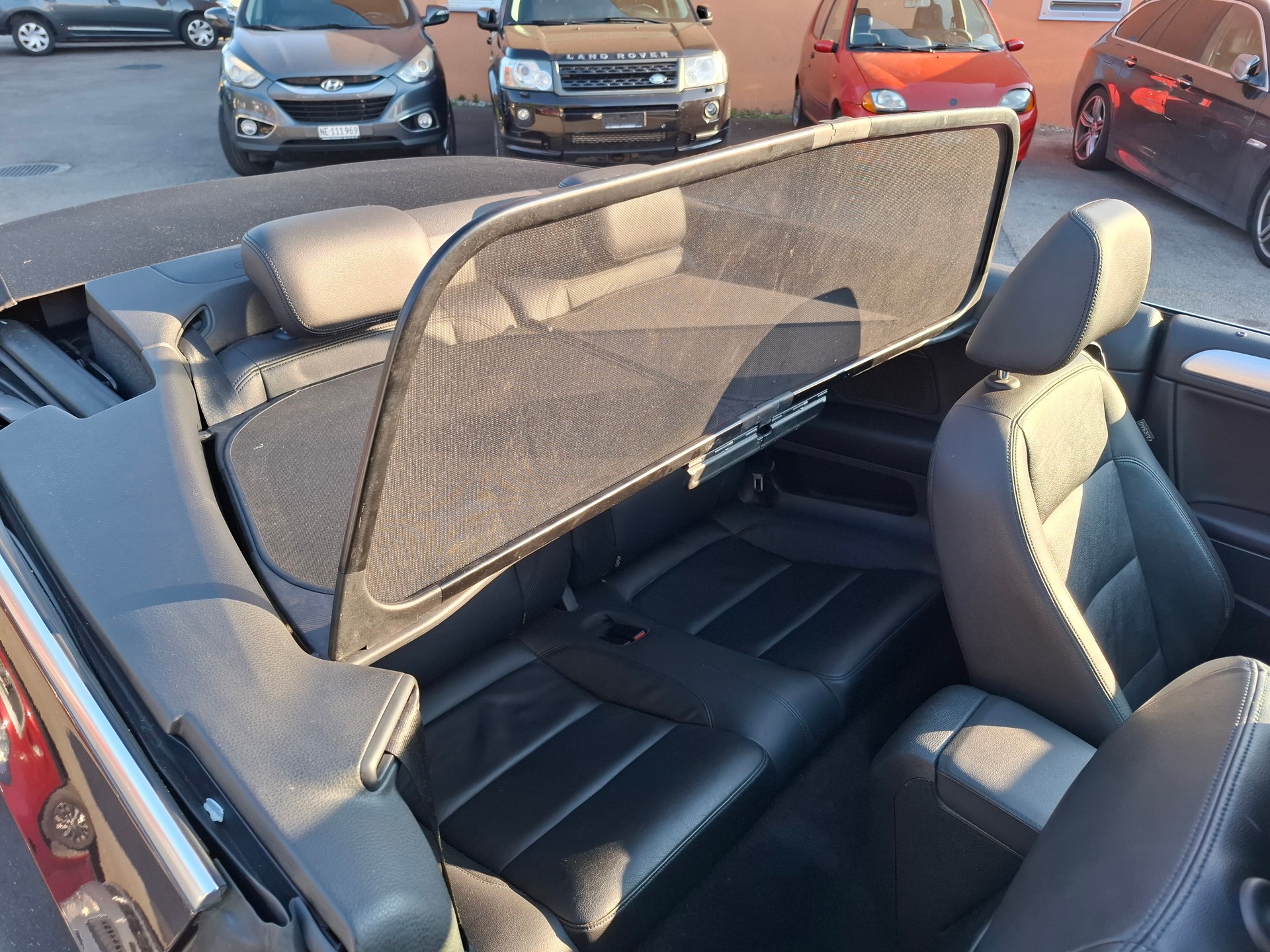 VW Golf Cabrio 1.4 TSI Cup DSG-image-8