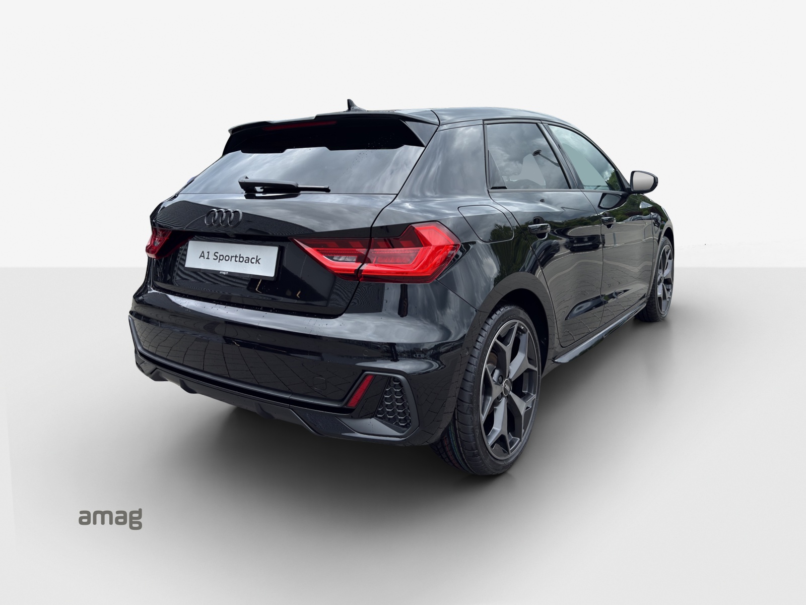 AUDI A1 Sportback 30 TFSI S Line Attraction S-tronic-image-4