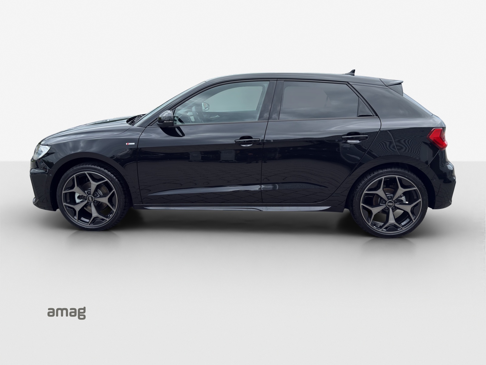 AUDI A1 Sportback 30 TFSI S Line Attraction S-tronic-image-1