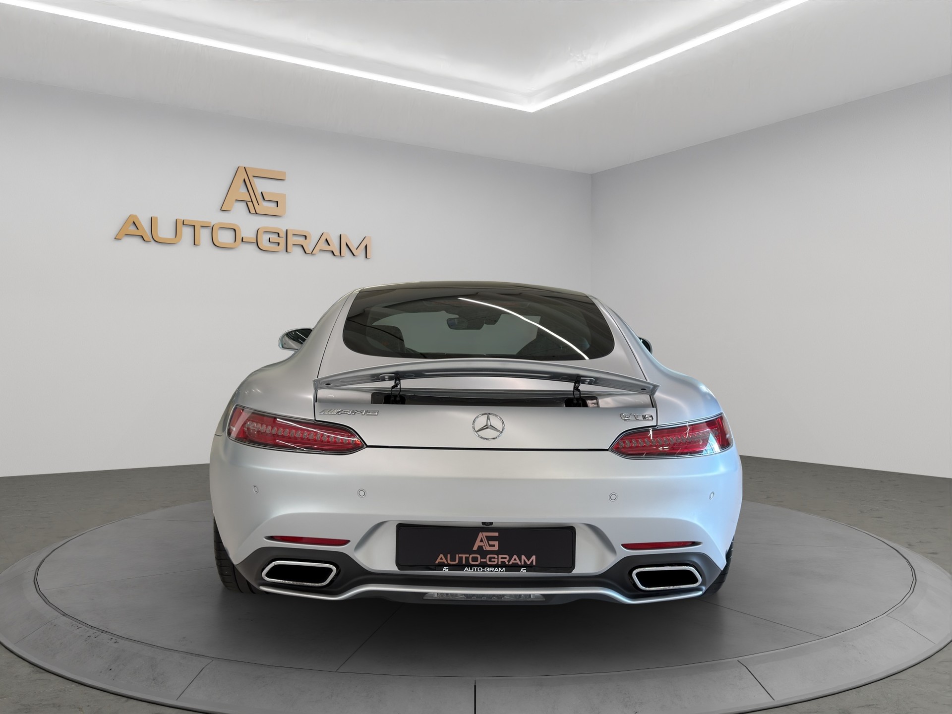 MERCEDES-BENZ AMG GT S Speedshift DCT-image-3