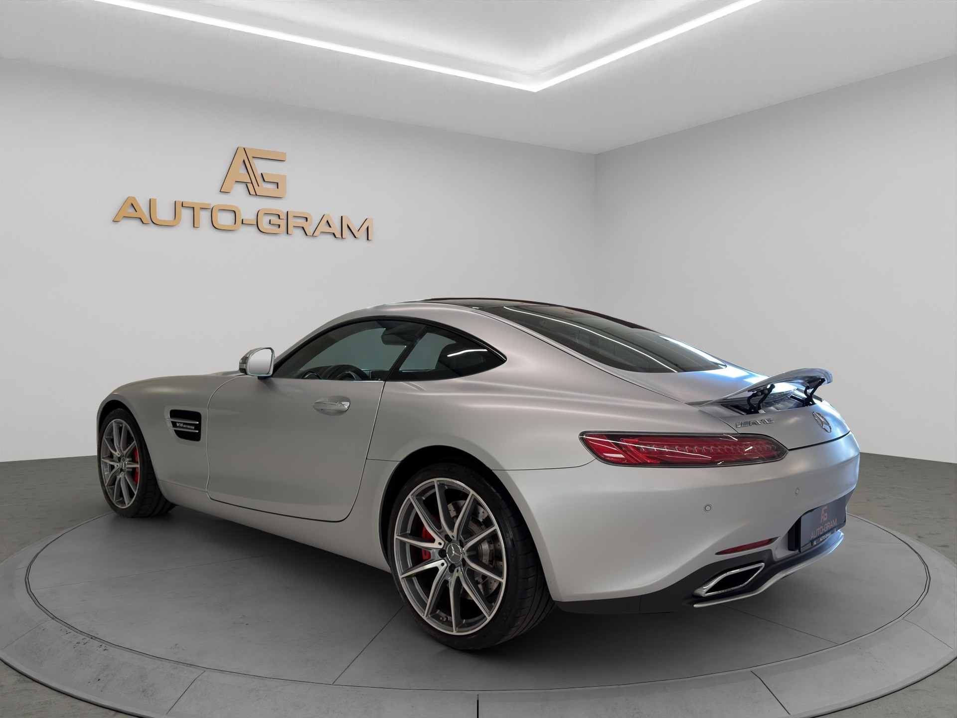 MERCEDES-BENZ AMG GT S Speedshift DCT-image-2