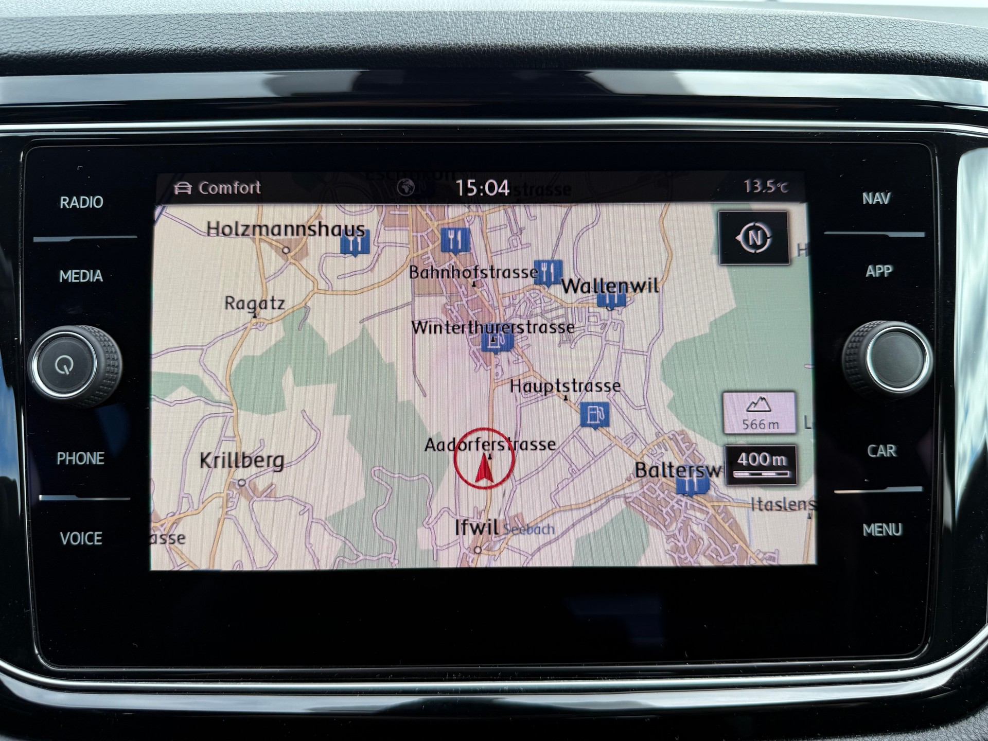 VW T-Roc 2.0 TSI R DSG 4Motion-image-9