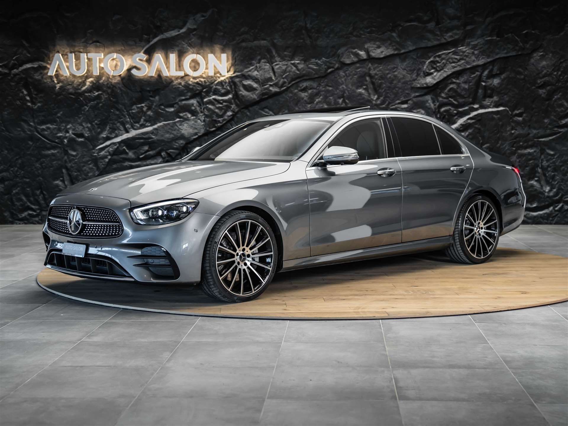 MERCEDES-BENZ E 400 d 4Matic AMG Line 9G-Tronic *Facelift*Panorama*Luftfederung*