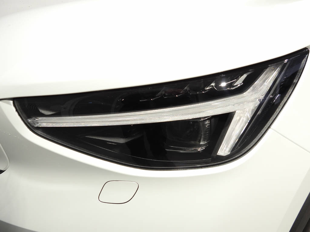 VOLVO EX40 Twin Ultra AWD-image-10