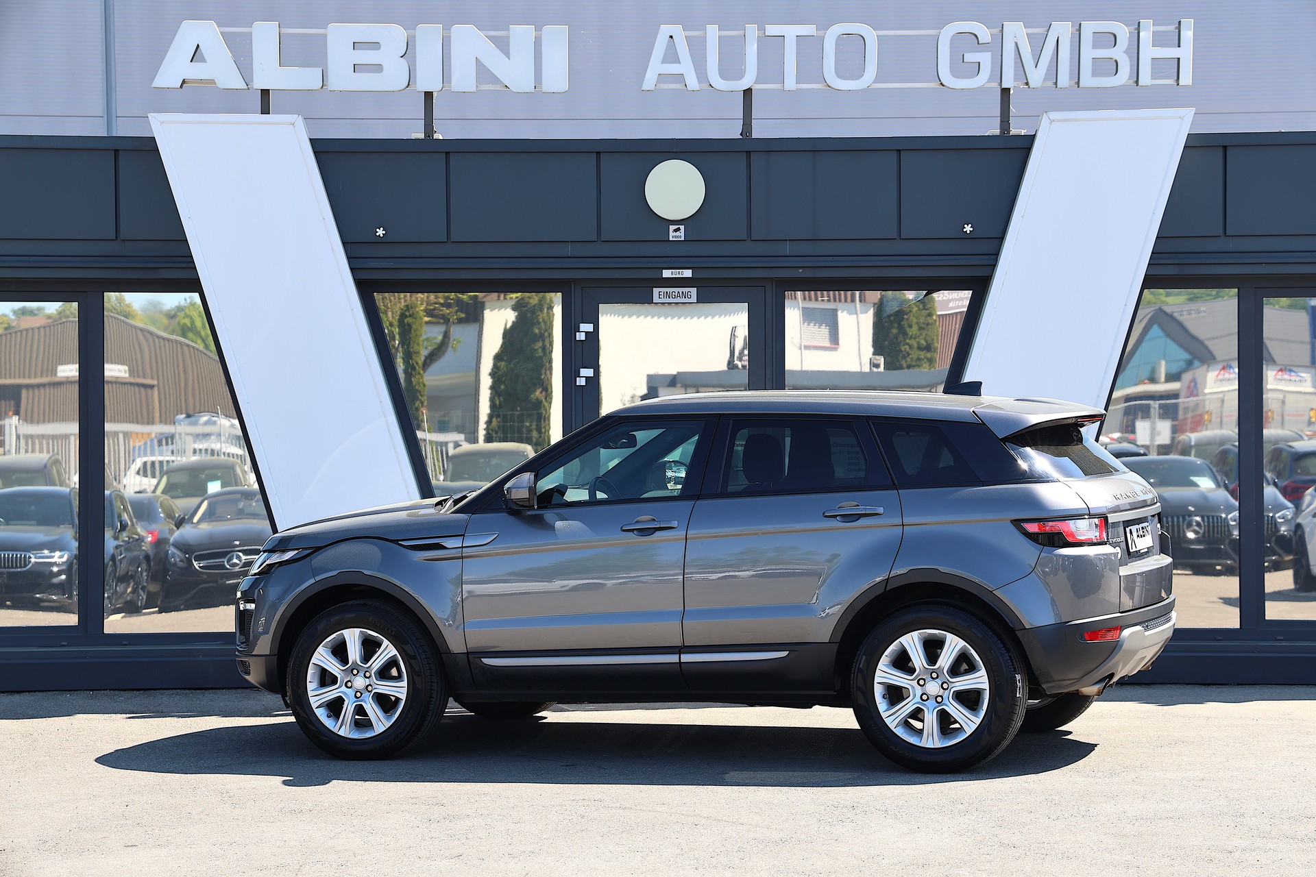 LAND ROVER Range Rover Evoque 2.0 Si4 SE AT9-image-3