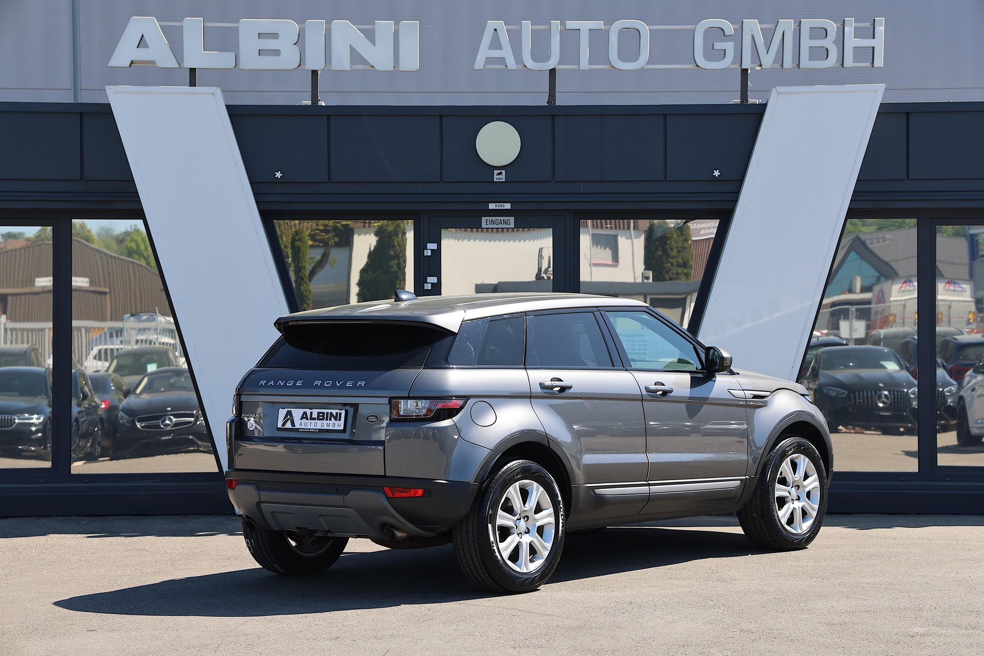 LAND ROVER Range Rover Evoque 2.0 Si4 SE AT9-image-2