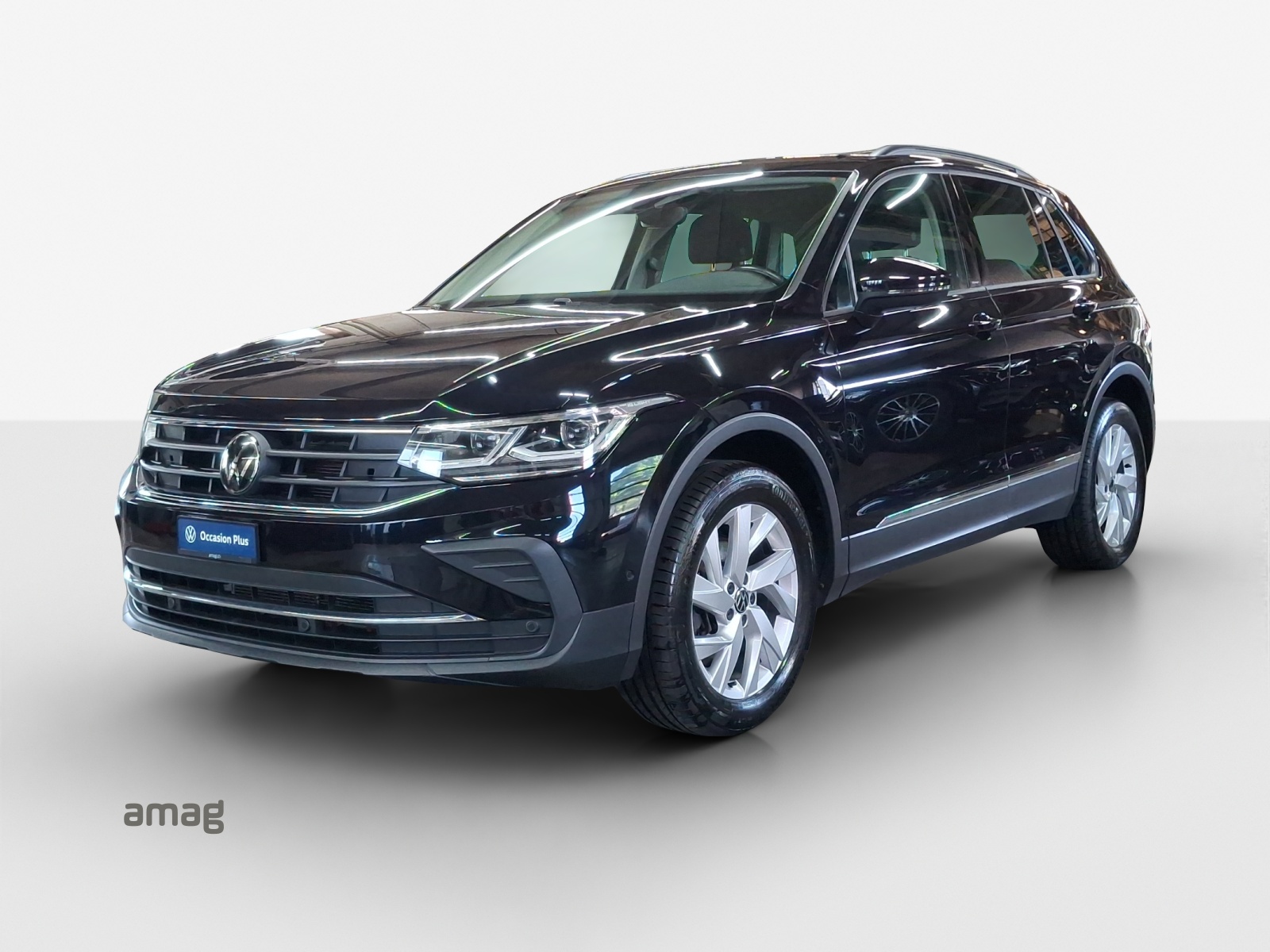 VW Tiguan 2.0 TDI SCR Life 4Motion DSG-image-0