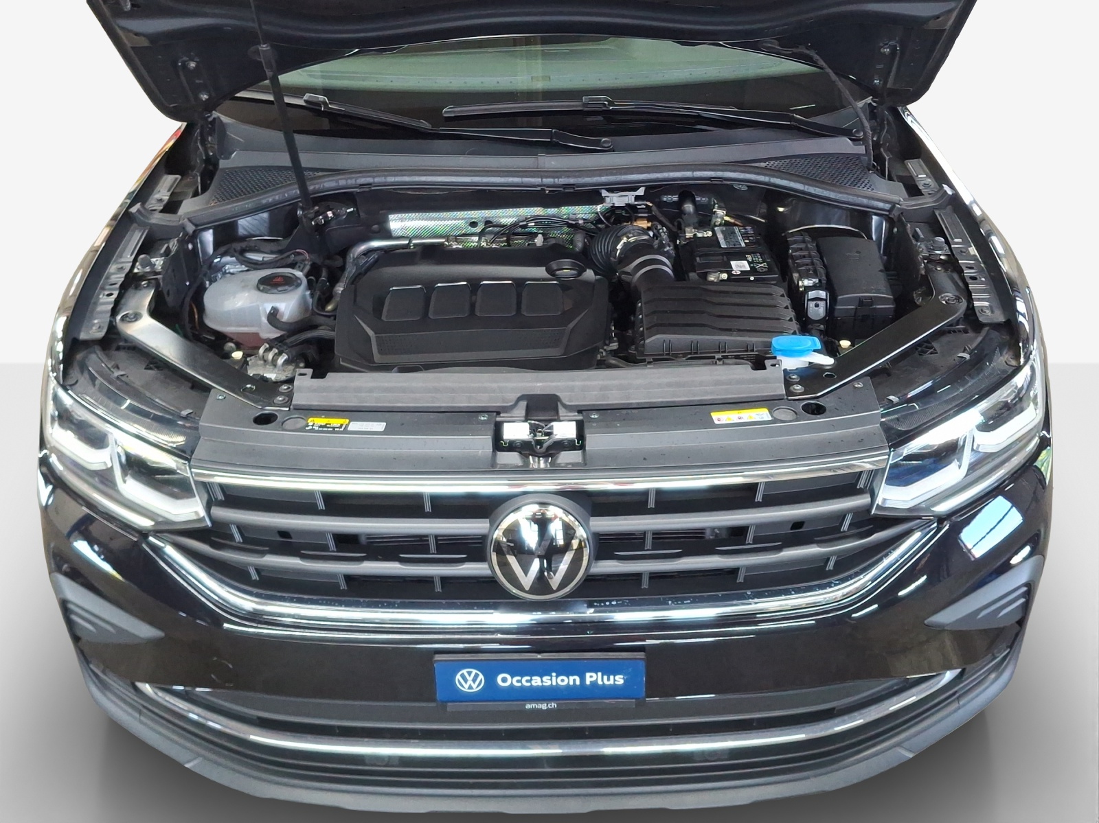 VW Tiguan 2.0 TDI SCR Life 4Motion DSG-image-15