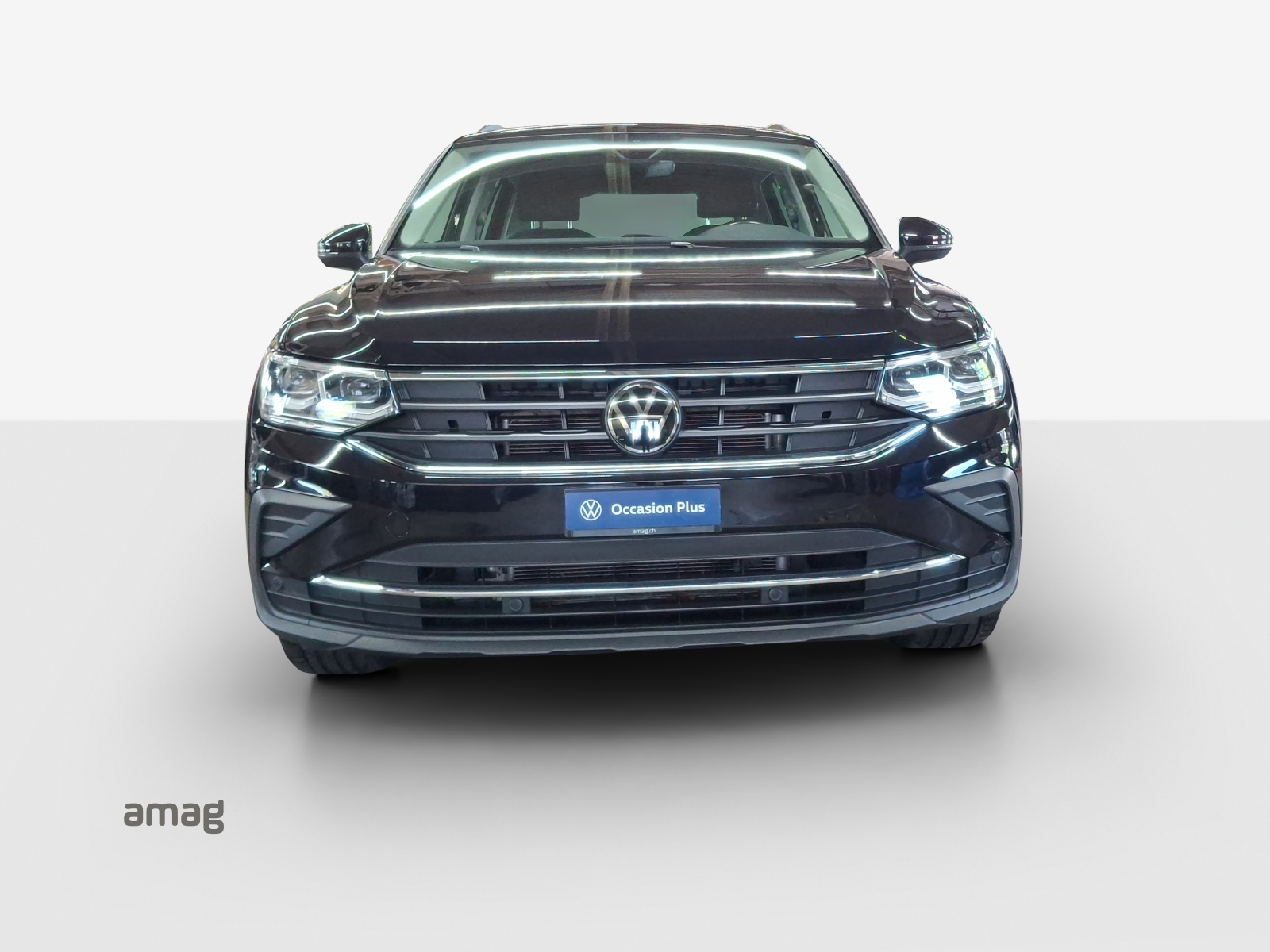 VW Tiguan 2.0 TDI SCR Life 4Motion DSG-image-6