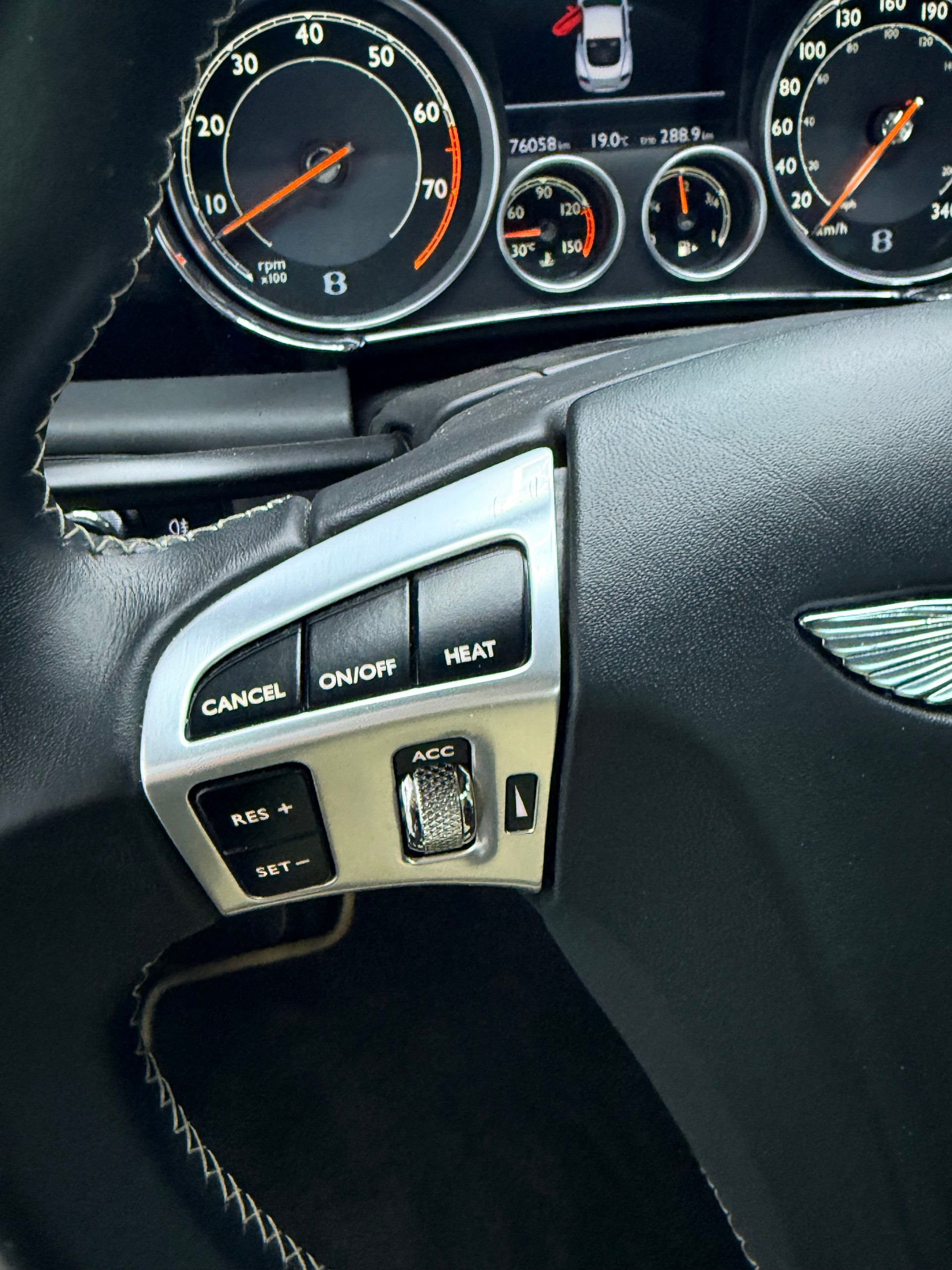 BENTLEY Continental GT 4.0 V8 S inkl. Garantie-image-19