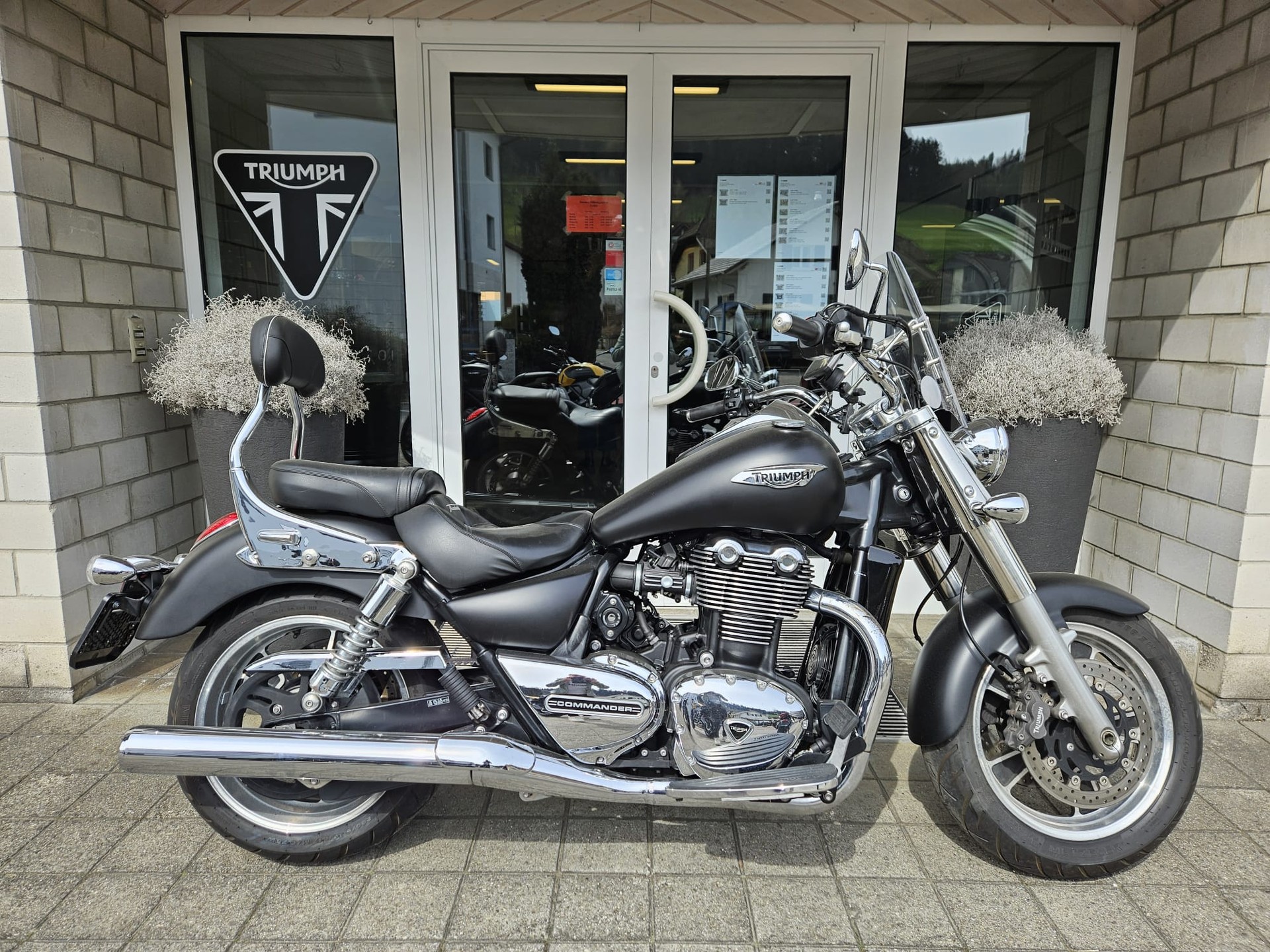 TRIUMPH Thunderbird Commander 1700 ABS-showroom-element-1