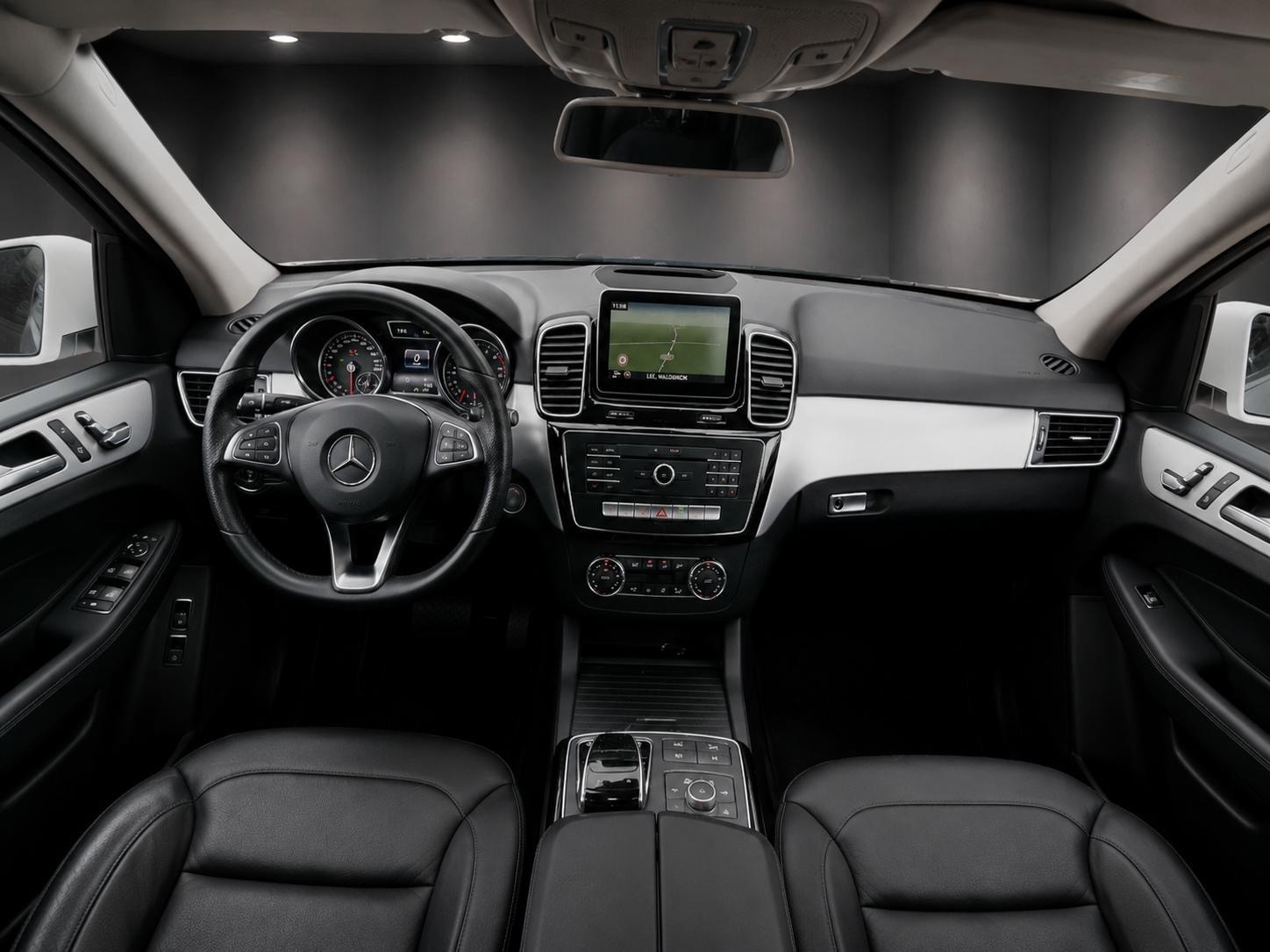 MERCEDES-BENZ GLE 350 d 4Matic 9G-Tronic-image-13