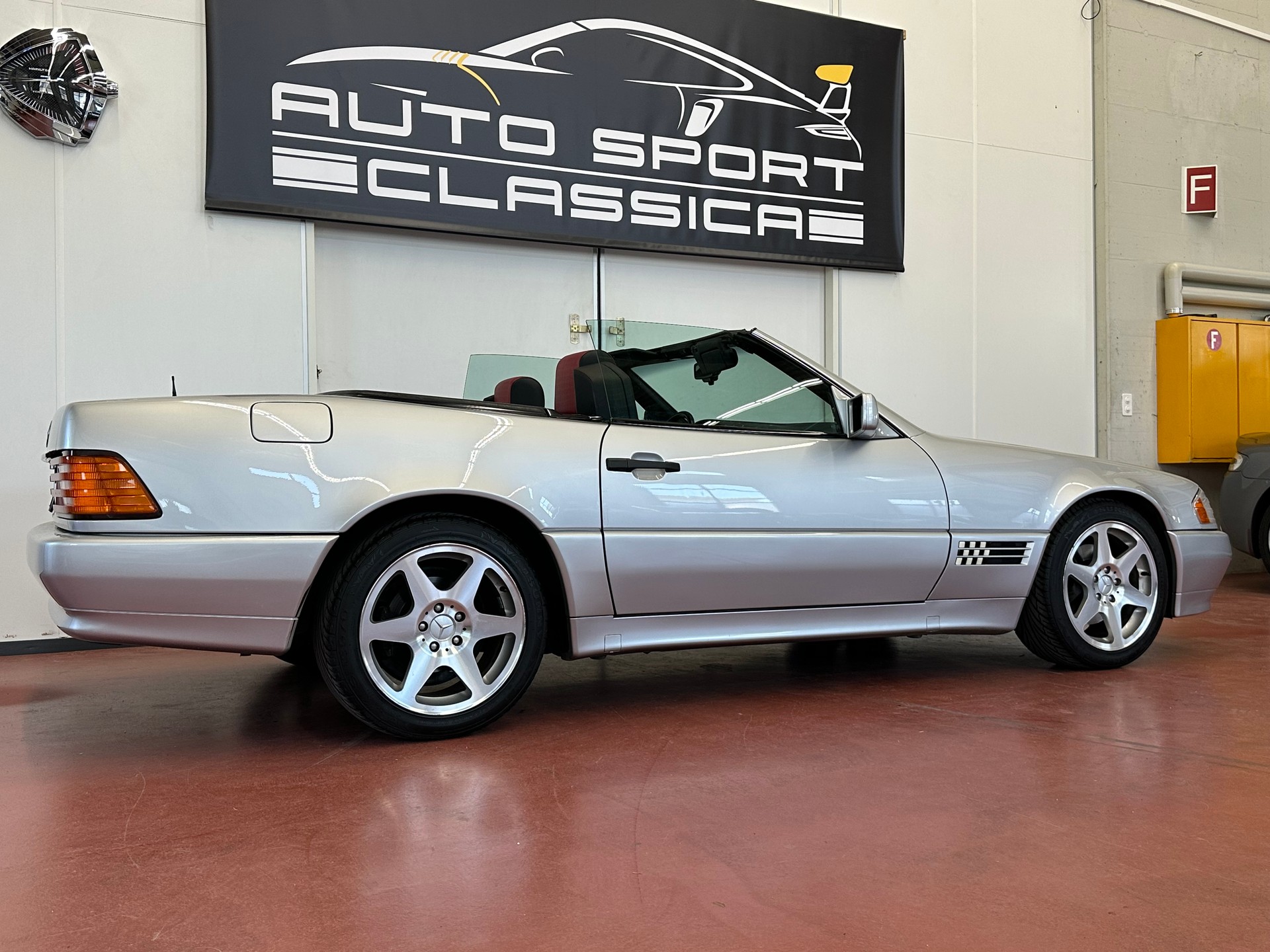MERCEDES-BENZ SL 320 Special Edition Mille Miglia 630 Exemplare-image-9