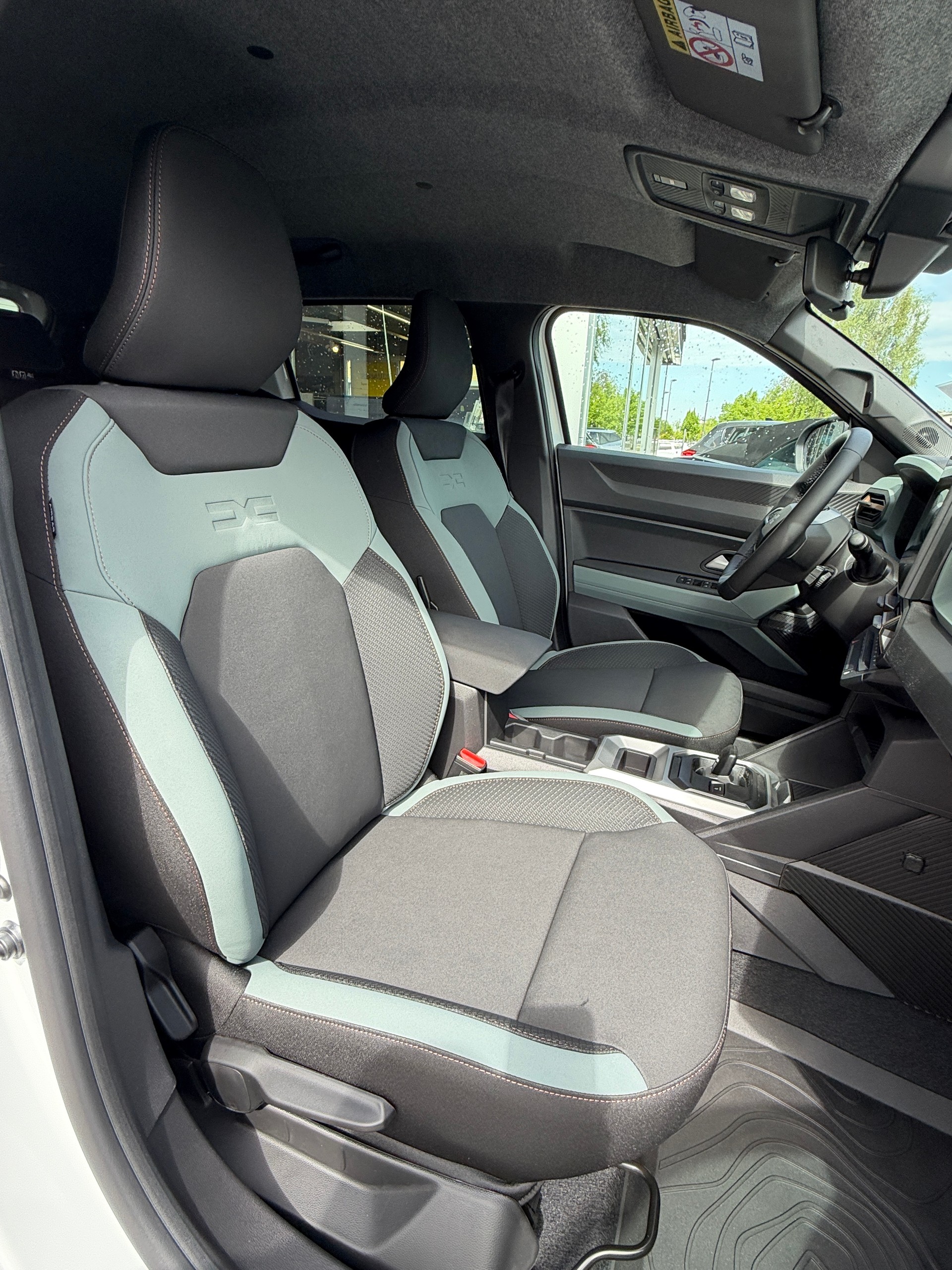 DACIA Duster HEV 155 Extreme-image-7