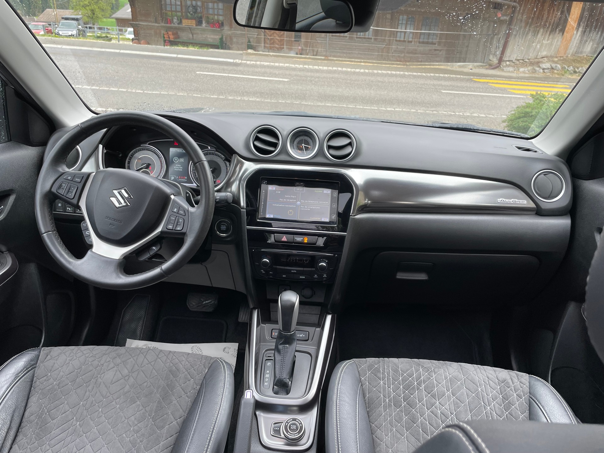 SUZUKI Vitara 1.4 Boosterjet Compact Top Automatic-image-11