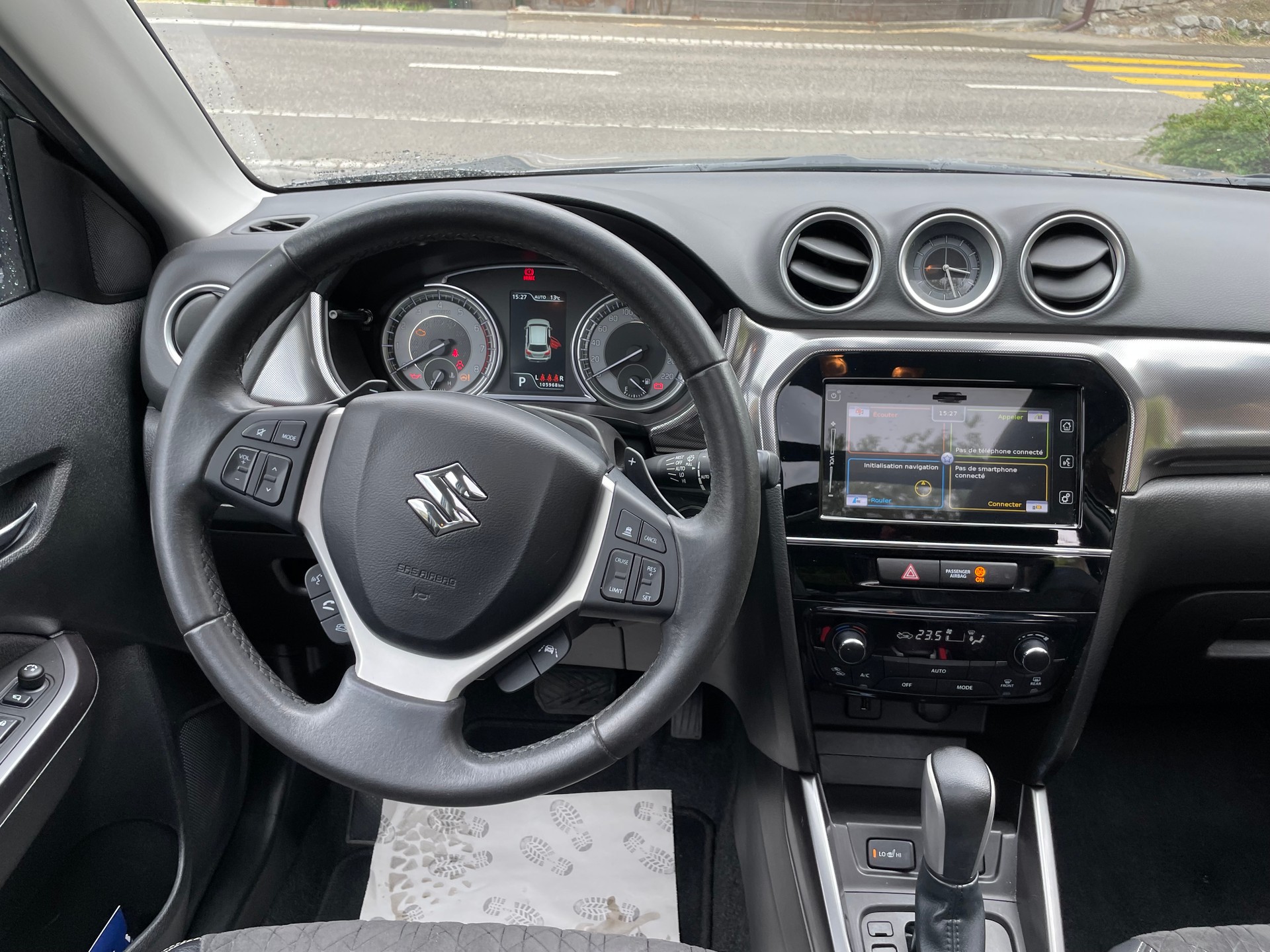 SUZUKI Vitara 1.4 Boosterjet Compact Top Automatic-image-10