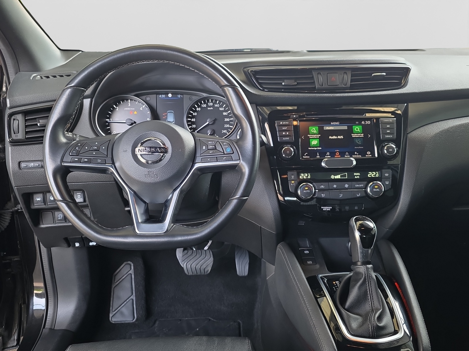 NISSAN Qashqai 1.7 dCi N-Tec 4x4-image-10