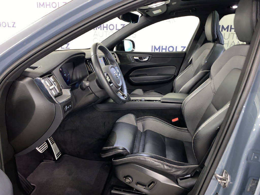 VOLVO XC60 2.0 T6 TE R-Design eAWD-image-15