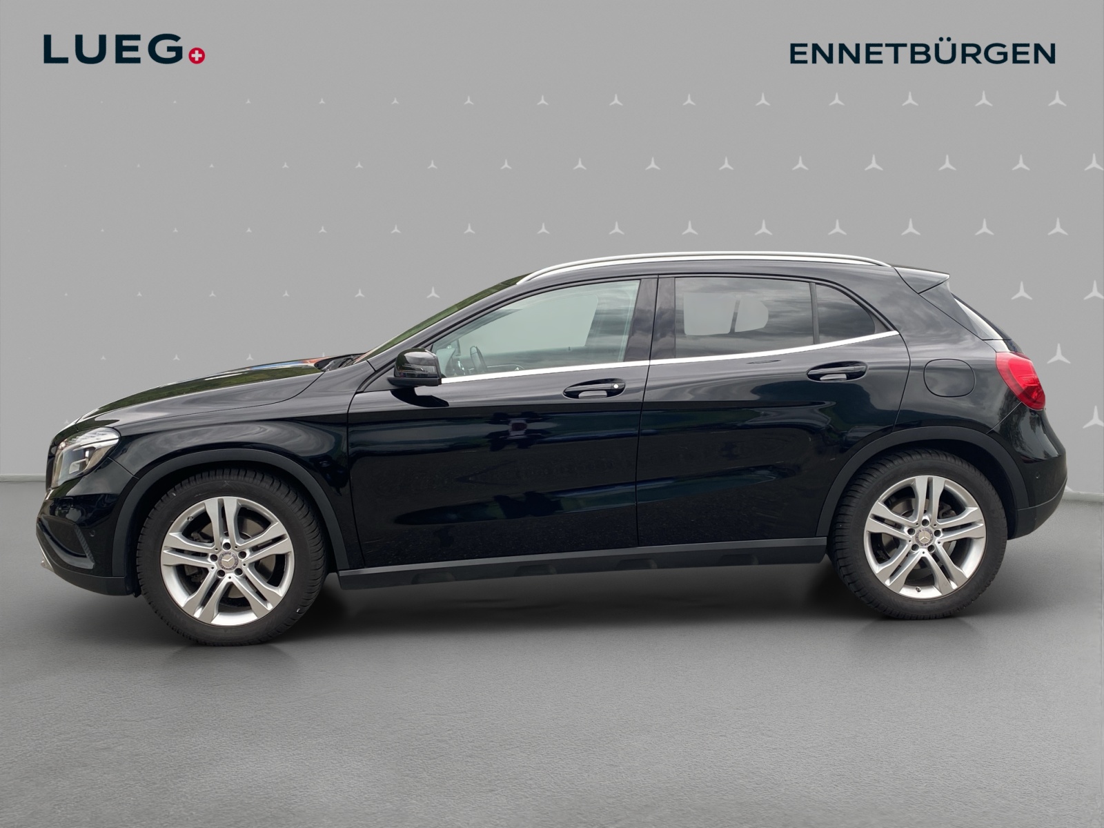 MERCEDES-BENZ GLA 250 Urban 4Matic 7G-DCT-image-1