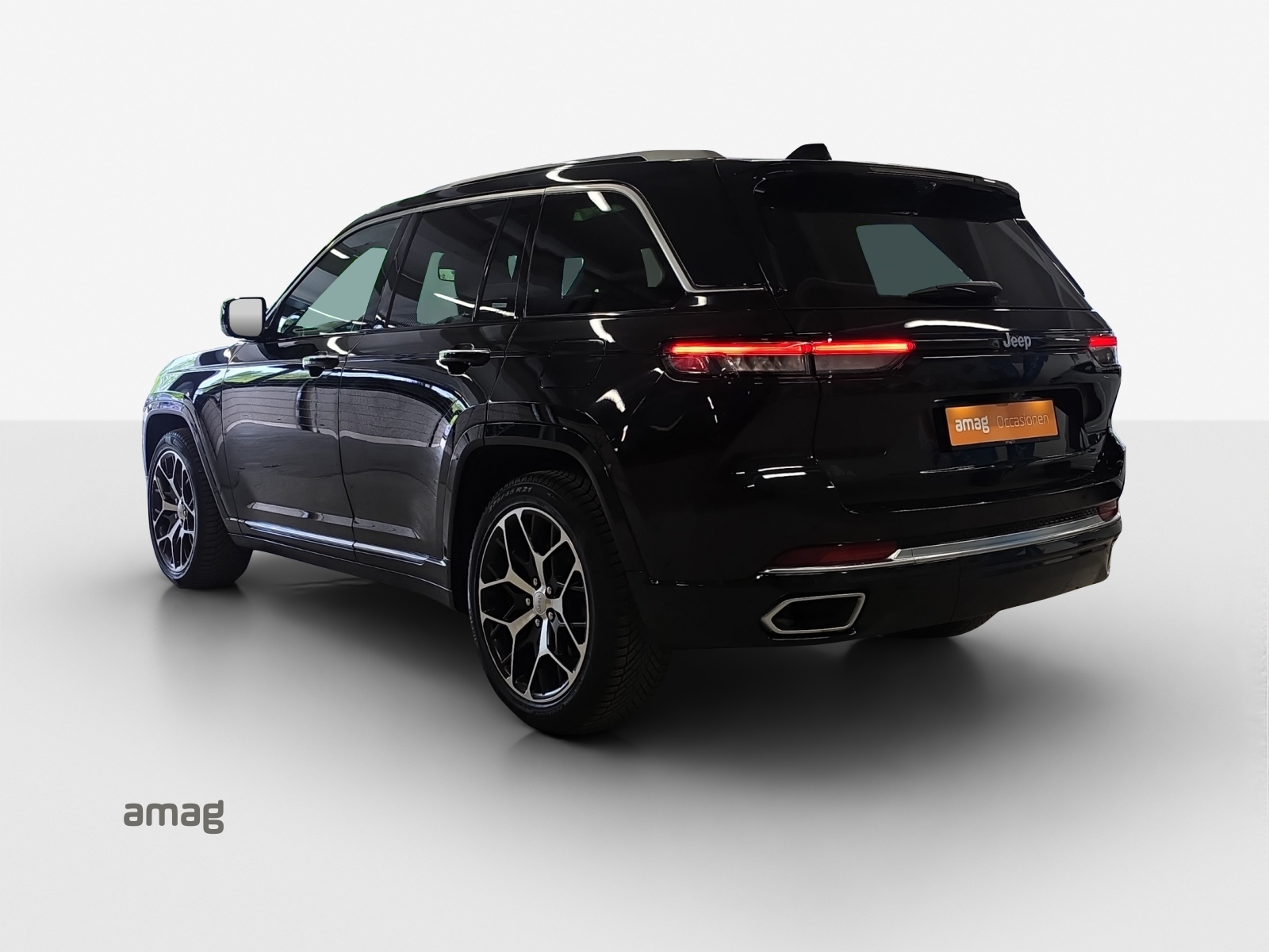 JEEP GRAND CHEROKEE SUMMIT RESERVE 4X4-showroom-element-2