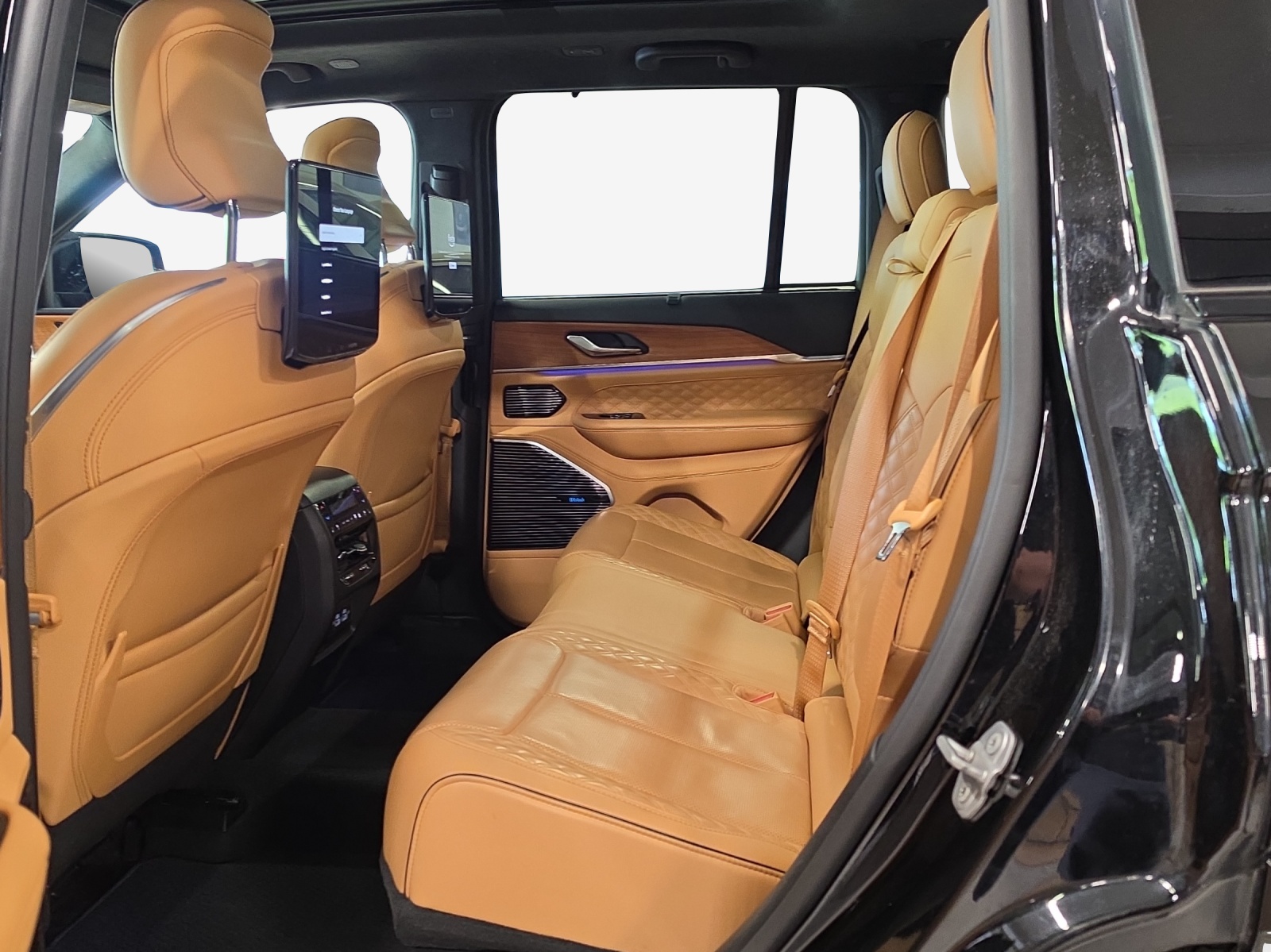 JEEP GRAND CHEROKEE SUMMIT RESERVE 4X4-image-11